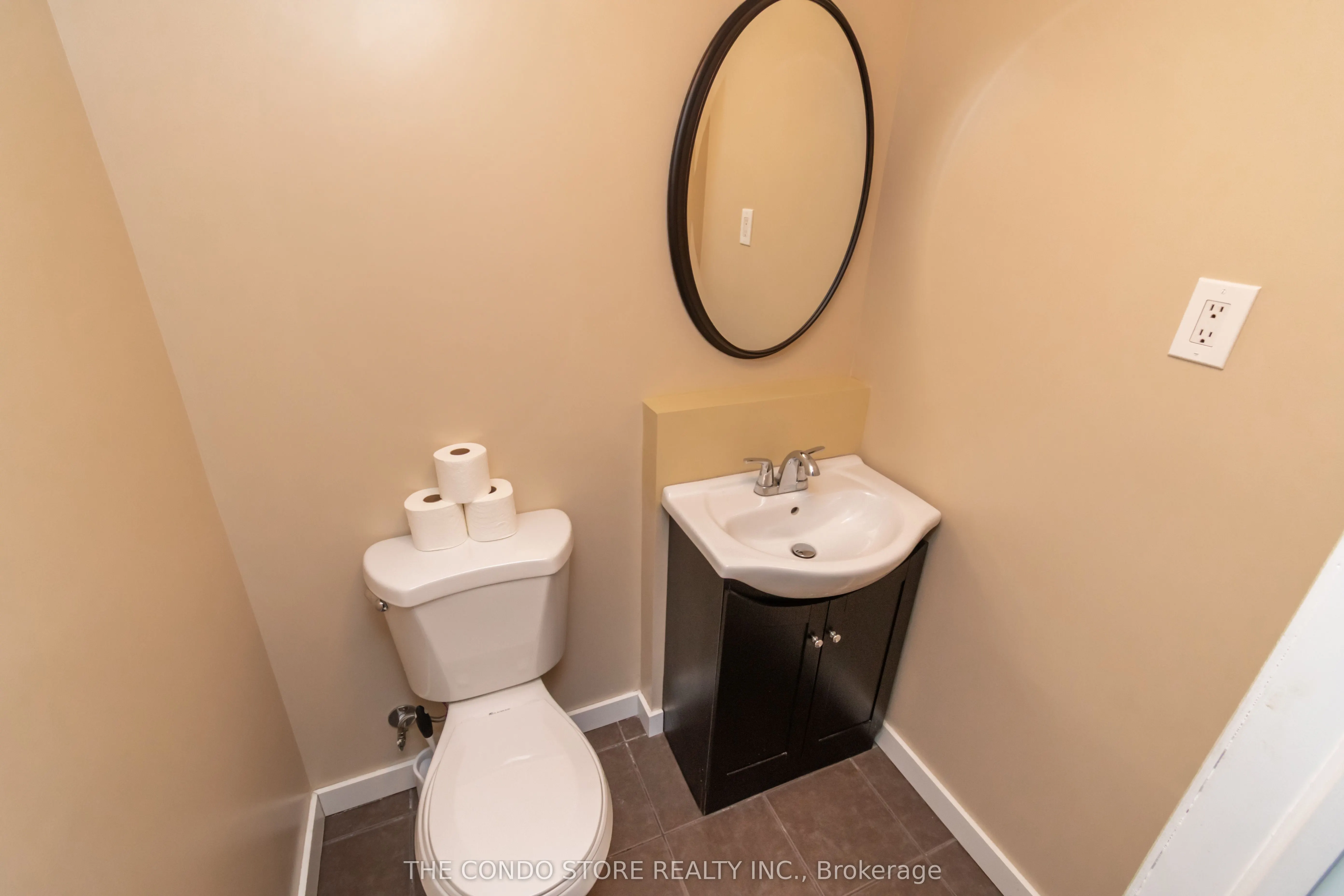 10 Sawmill Road, #32