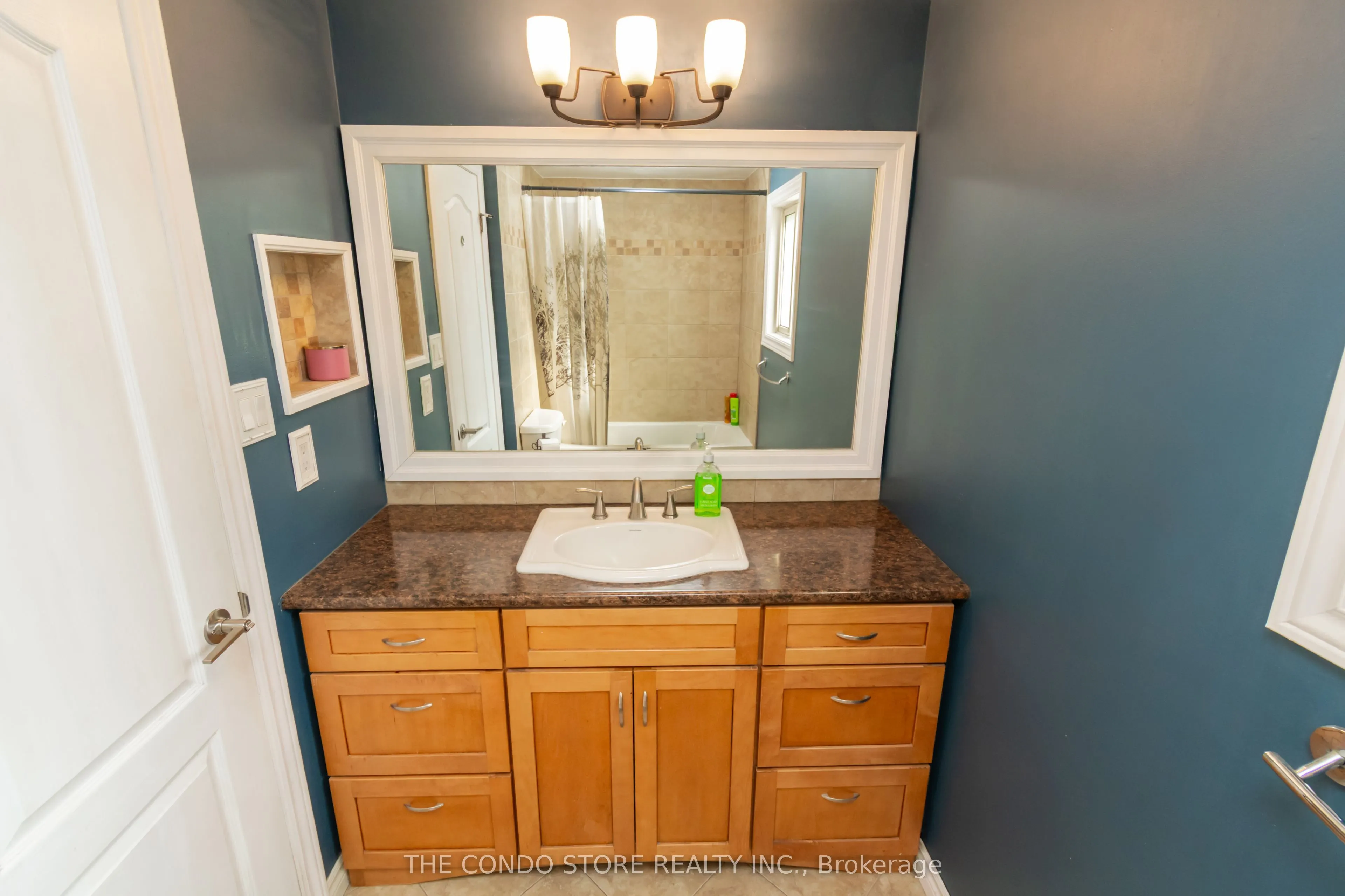 10 Sawmill Road, #32