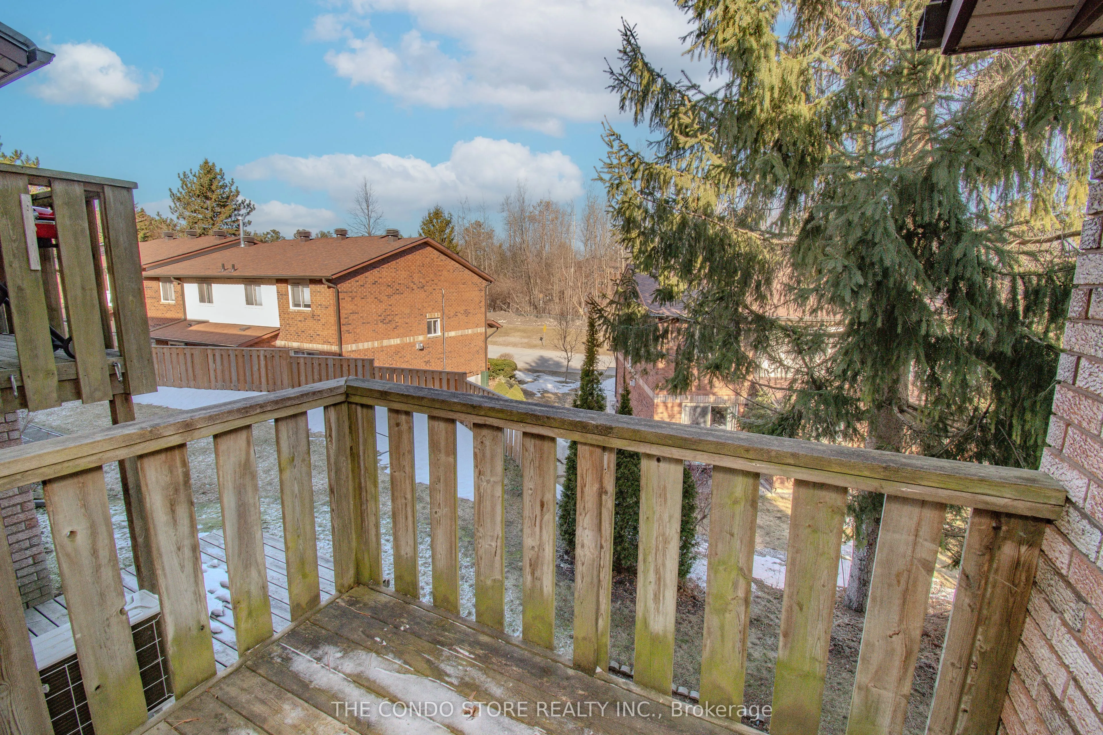 10 Sawmill Road, #32