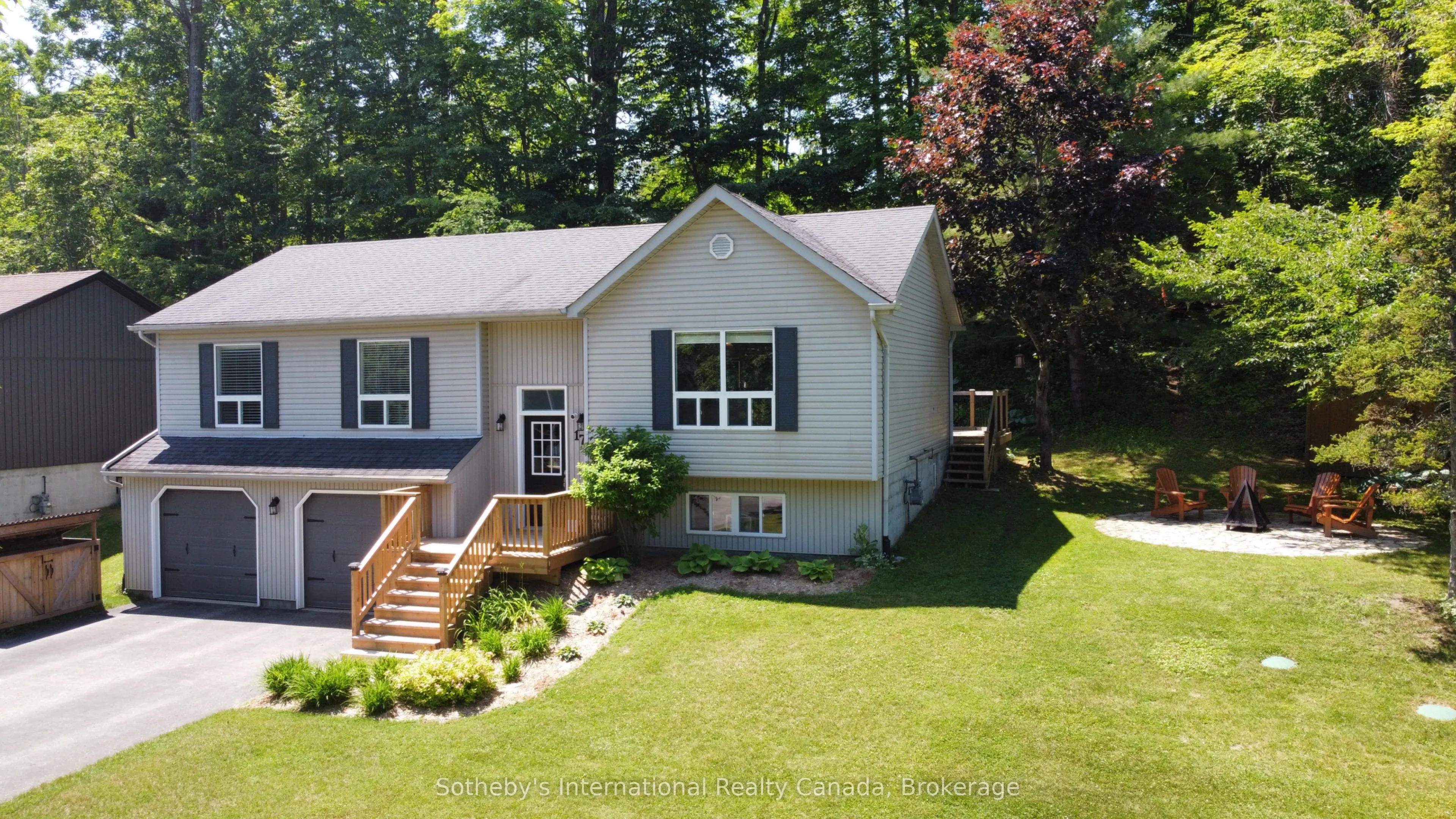 17 Sugarbush Road