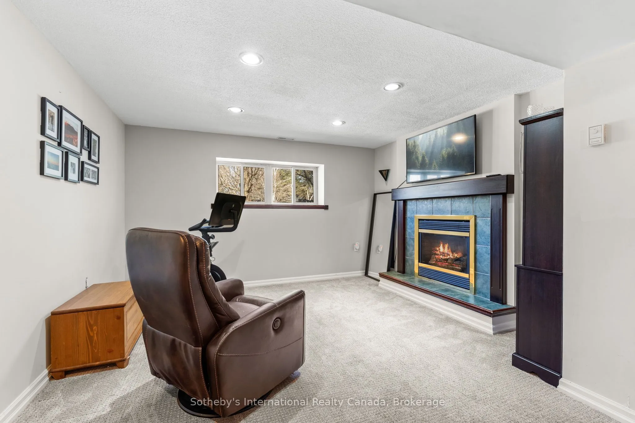 17 Sugarbush Road
