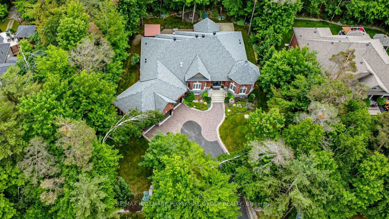 11 Emerald Terrace