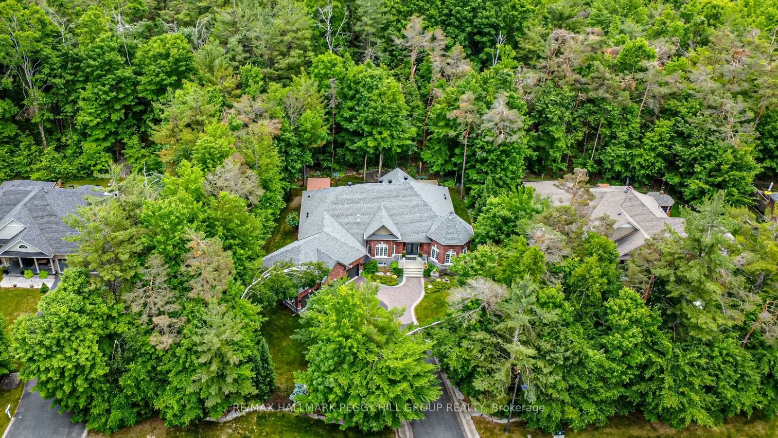 11 Emerald Terrace
