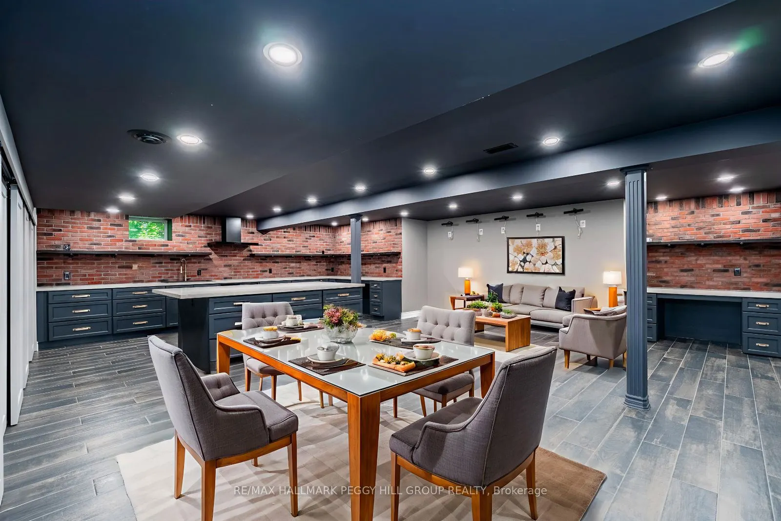 11 Emerald Terrace