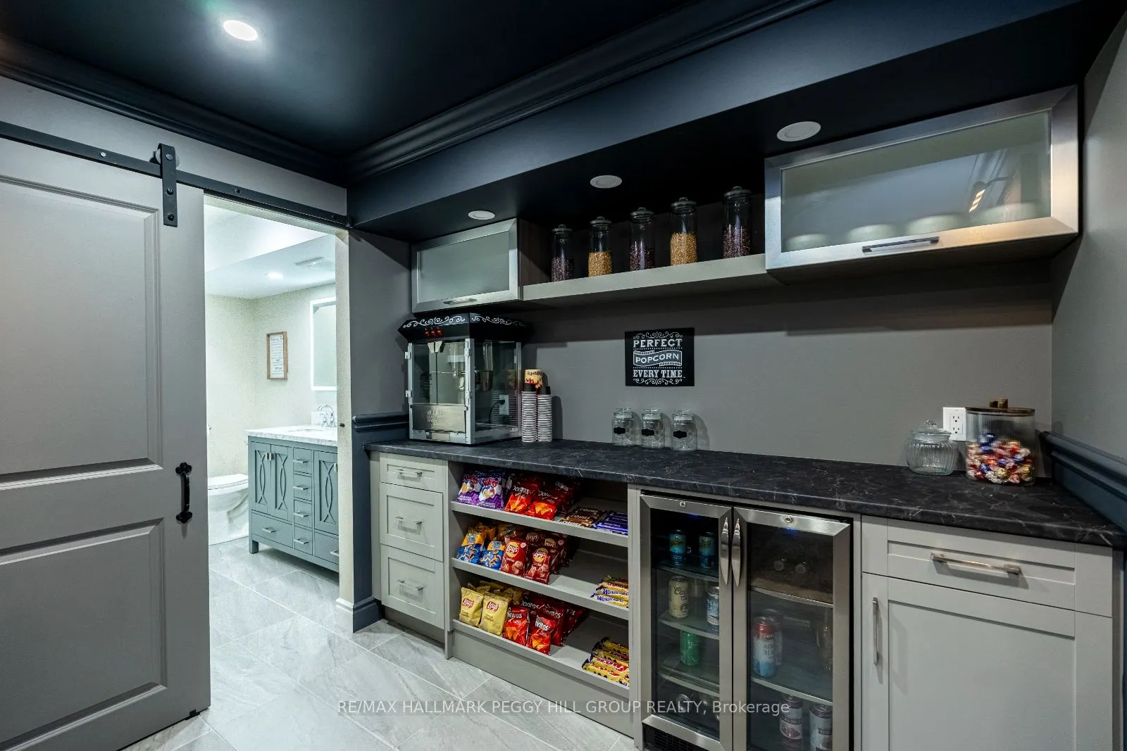 11 Emerald Terrace