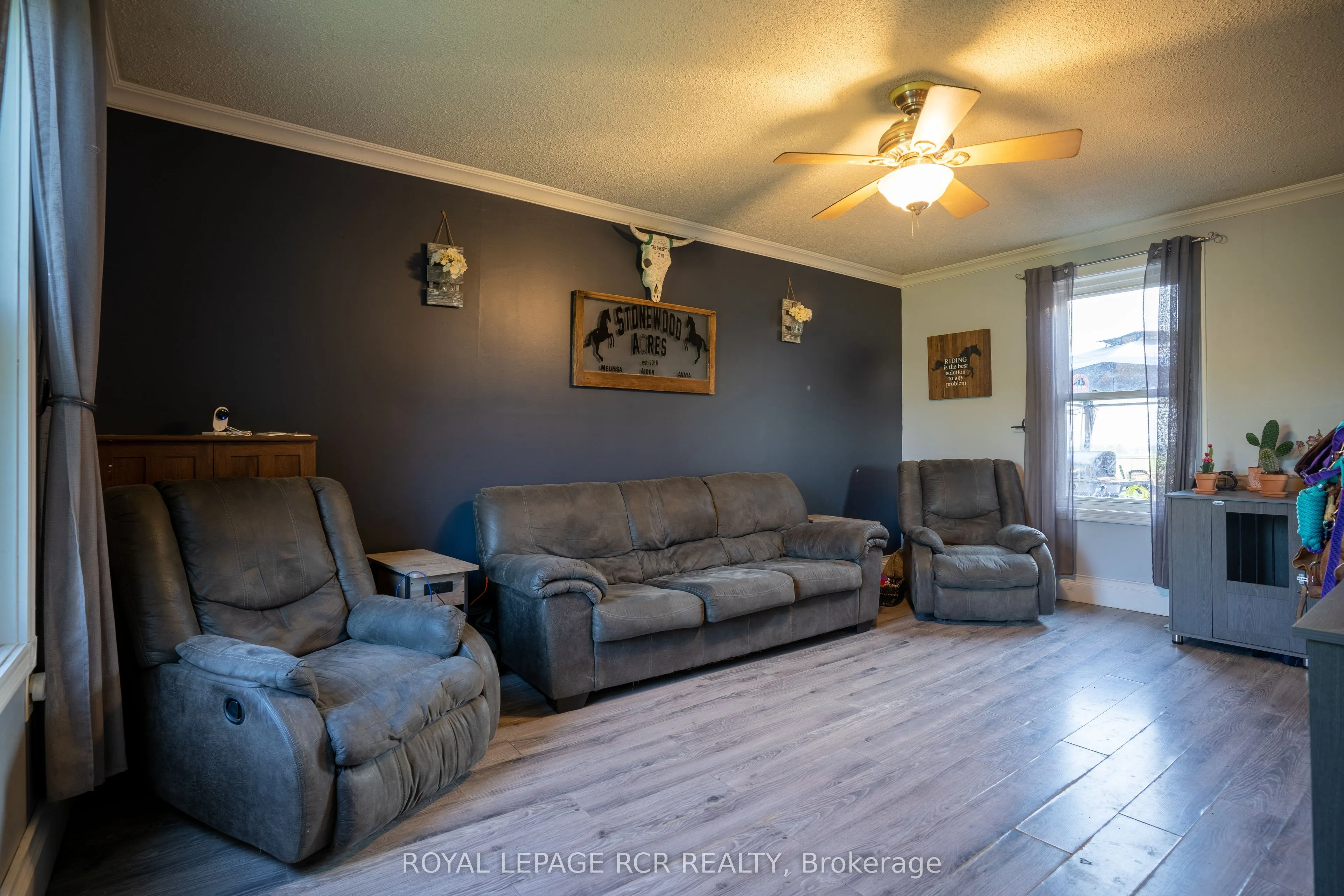 2606 Crossland Road