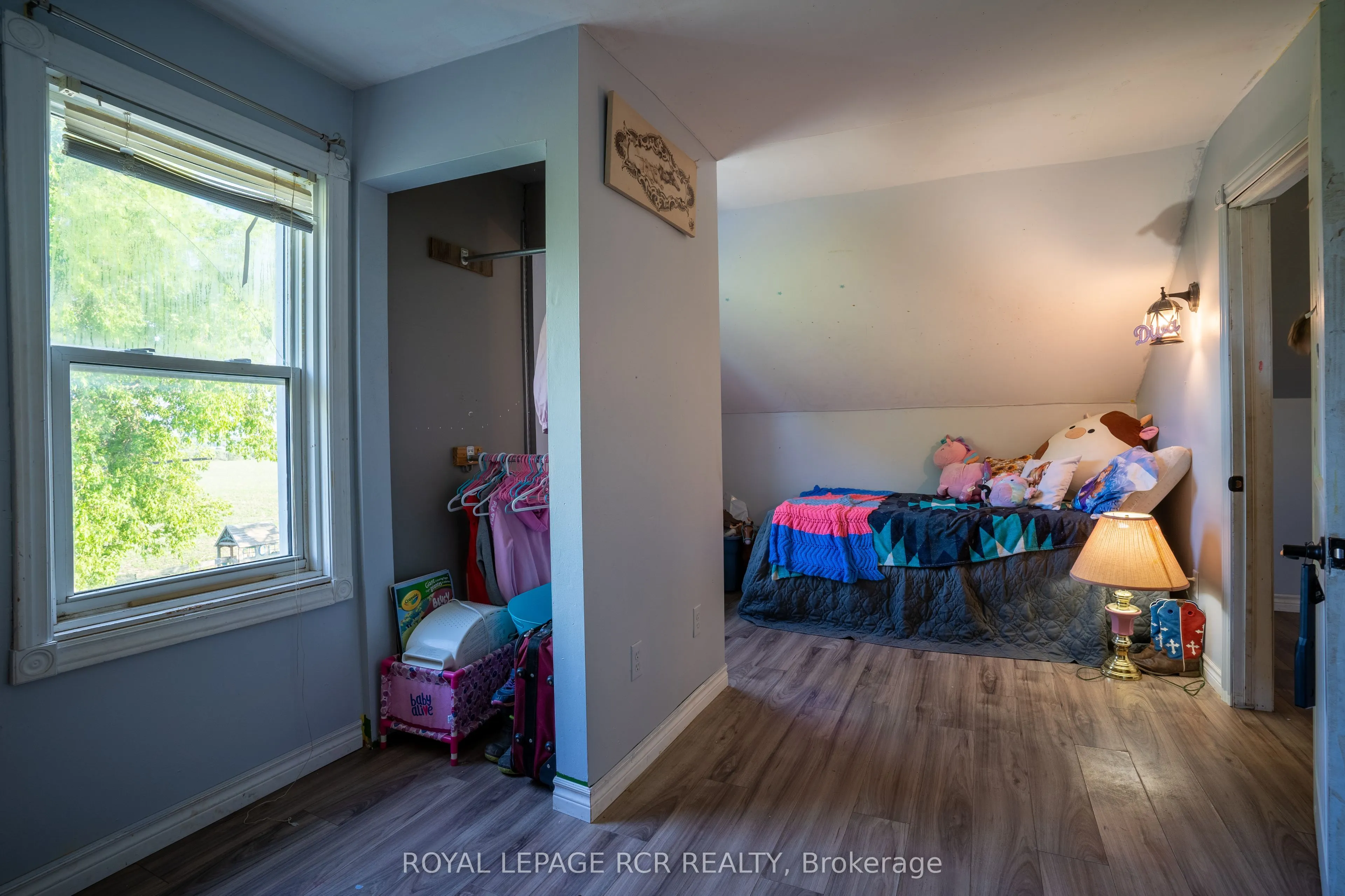 2606 Crossland Road