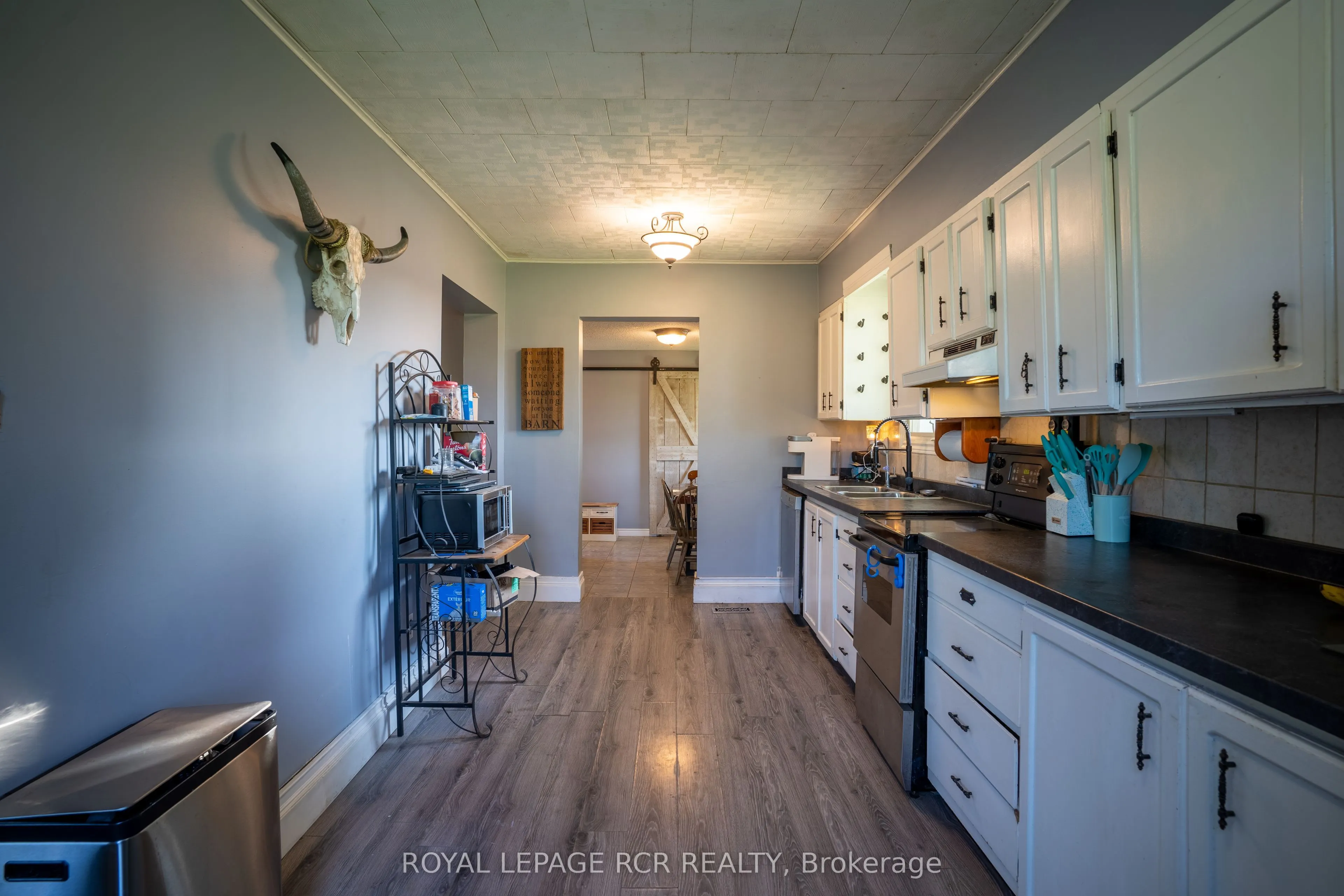 2606 Crossland Road