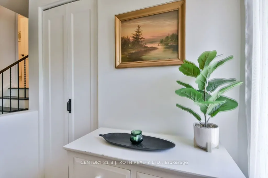 32 Lonsdale Place