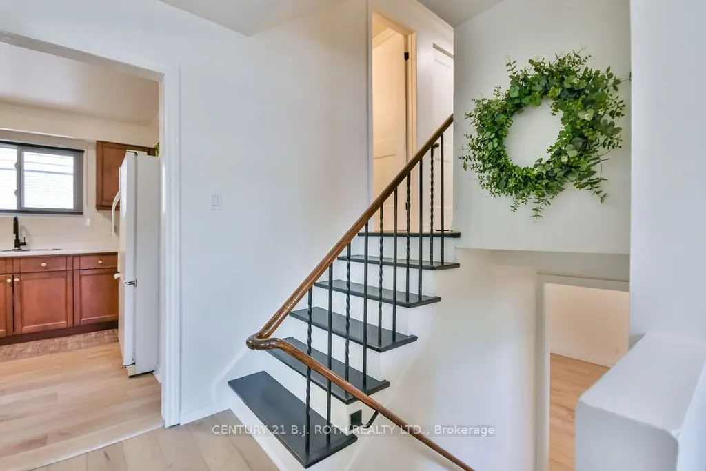 32 Lonsdale Place
