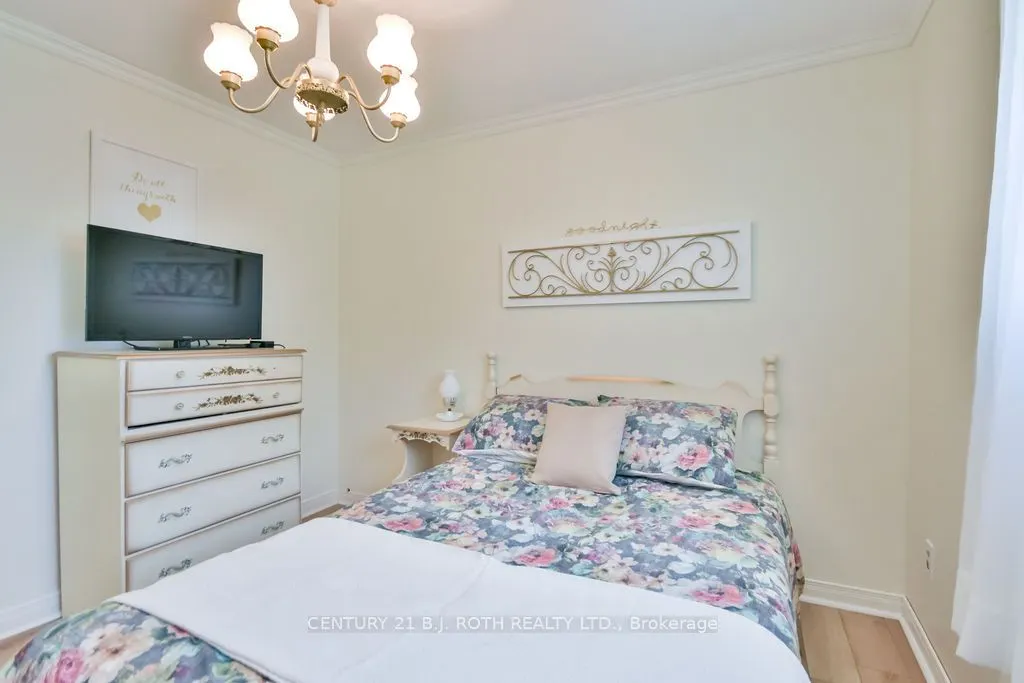 32 Lonsdale Place