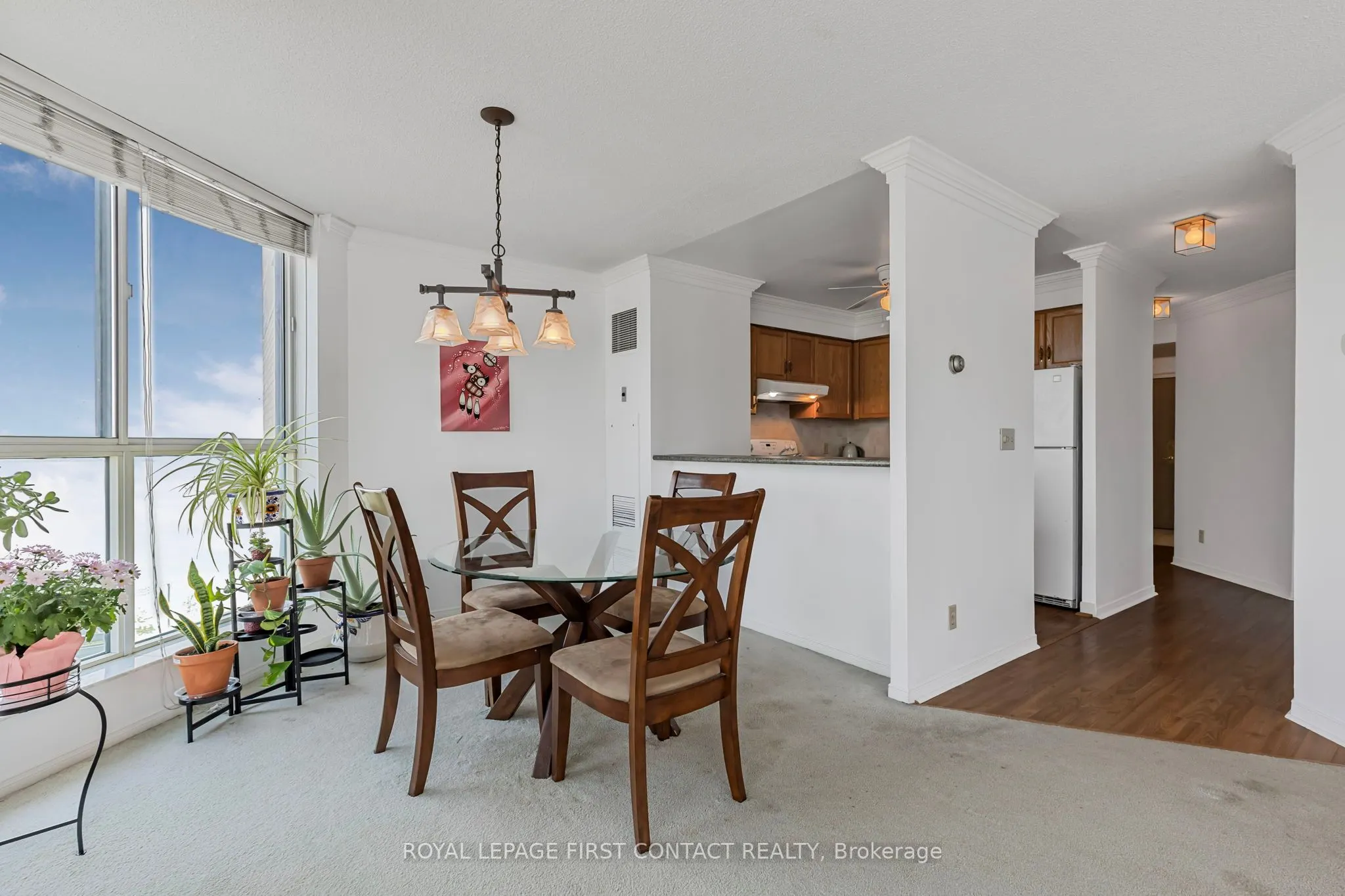 150 Dunlop Street E, #811