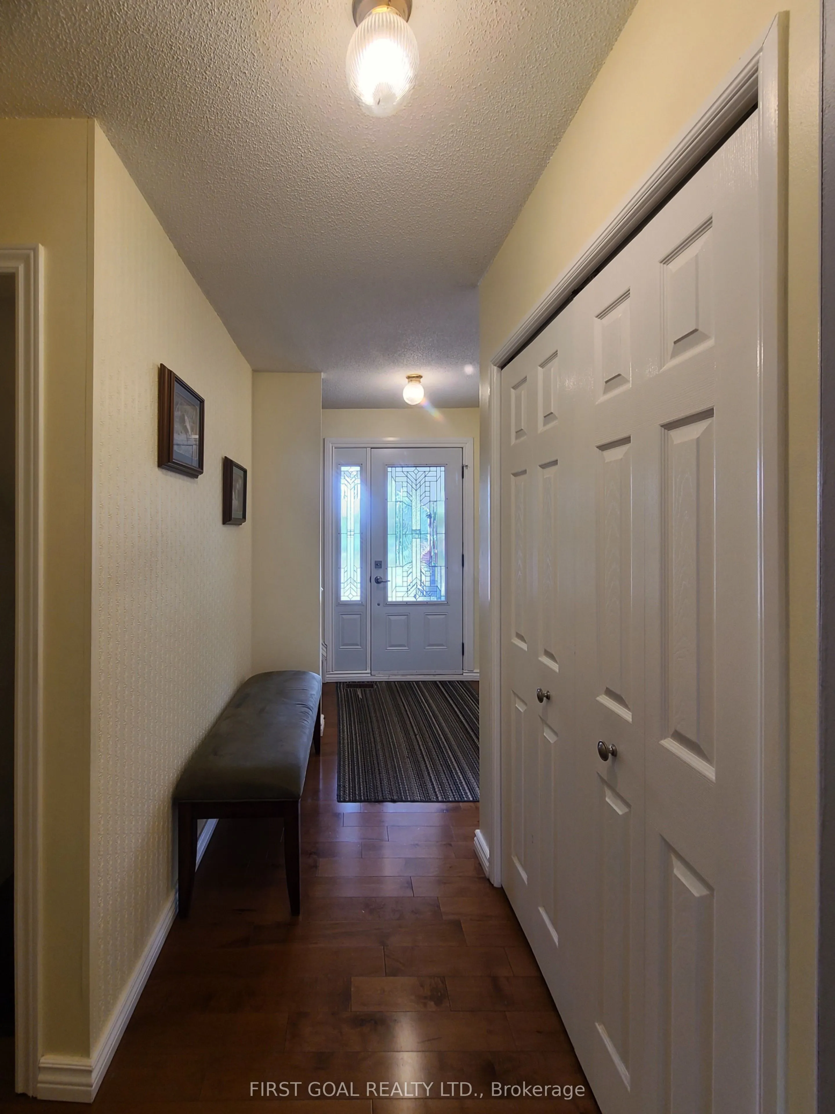 2 Agnes Street