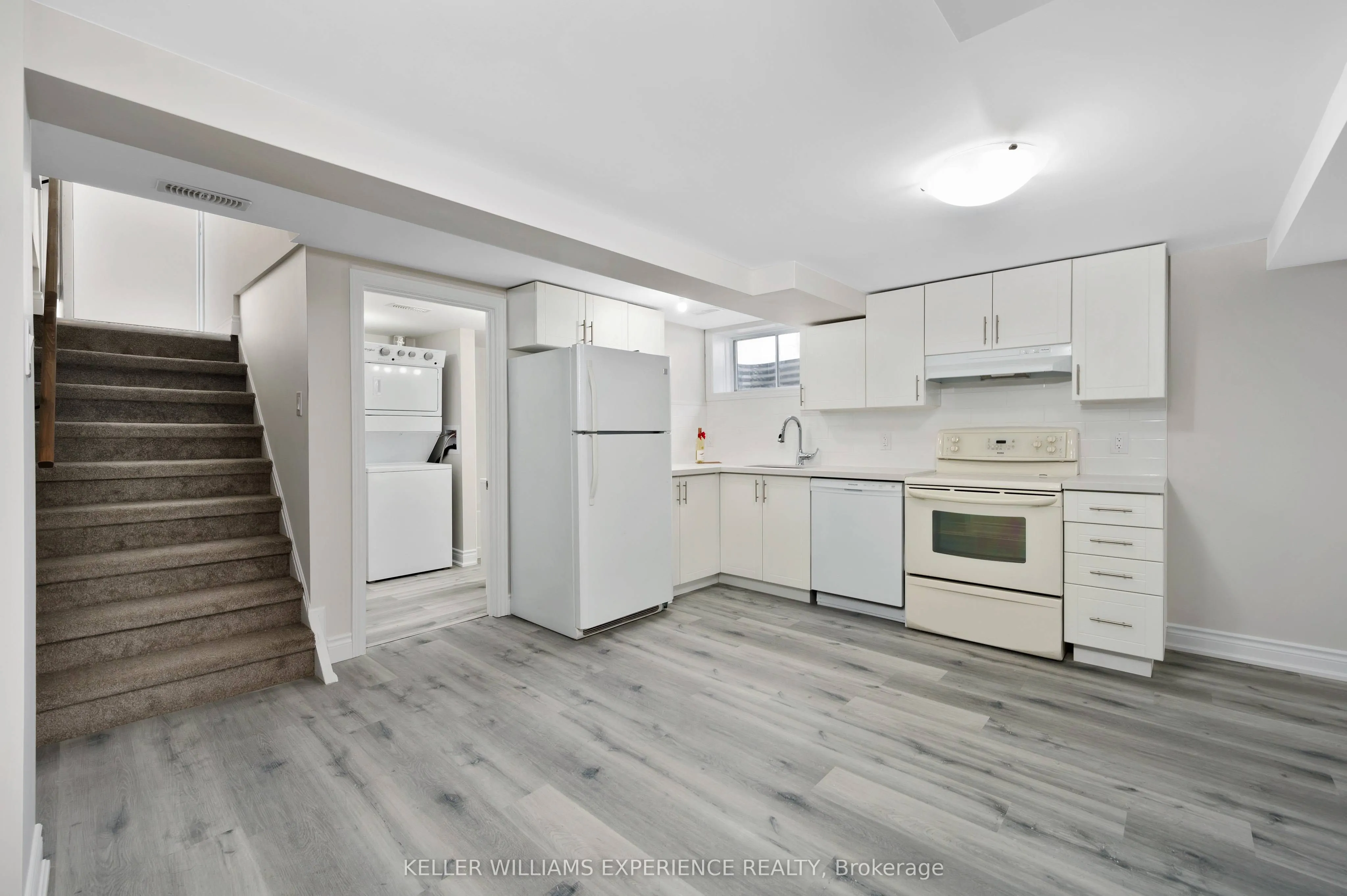 52 Cundles Road E, #Unit 1