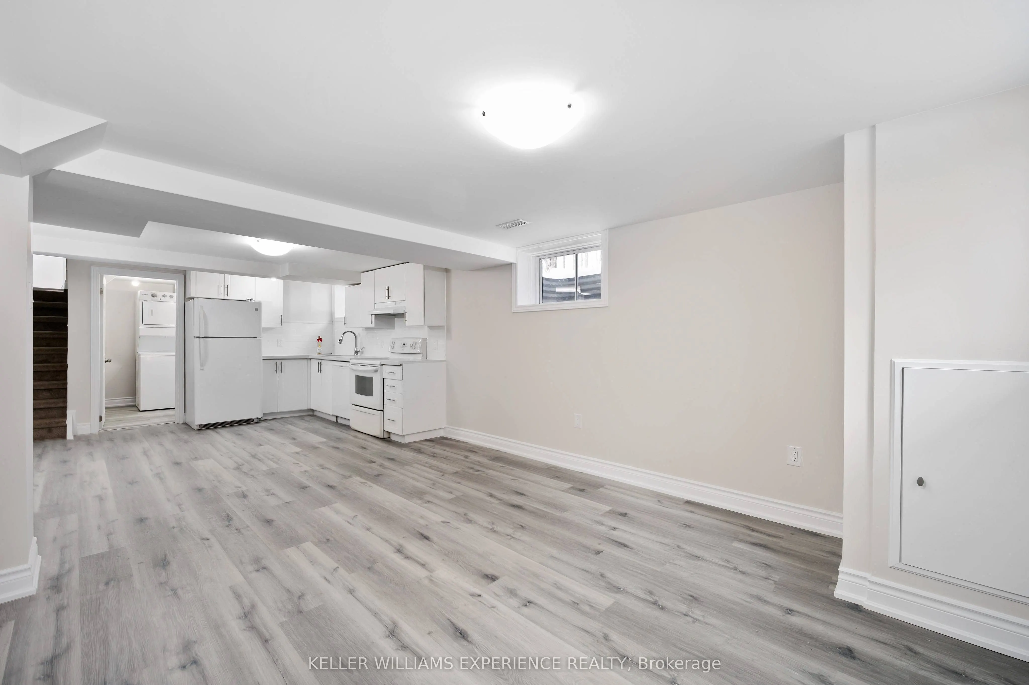 52 Cundles Road E, #Unit 1