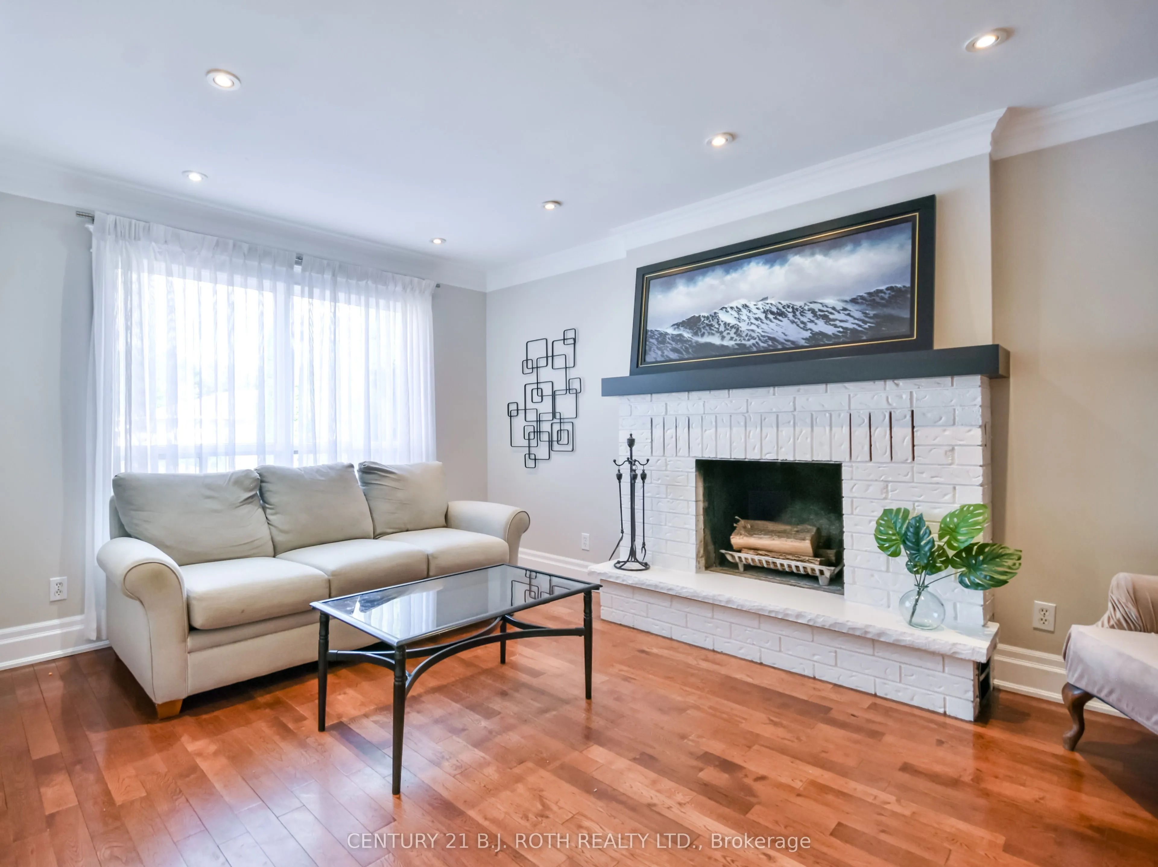 25 Keats Drive