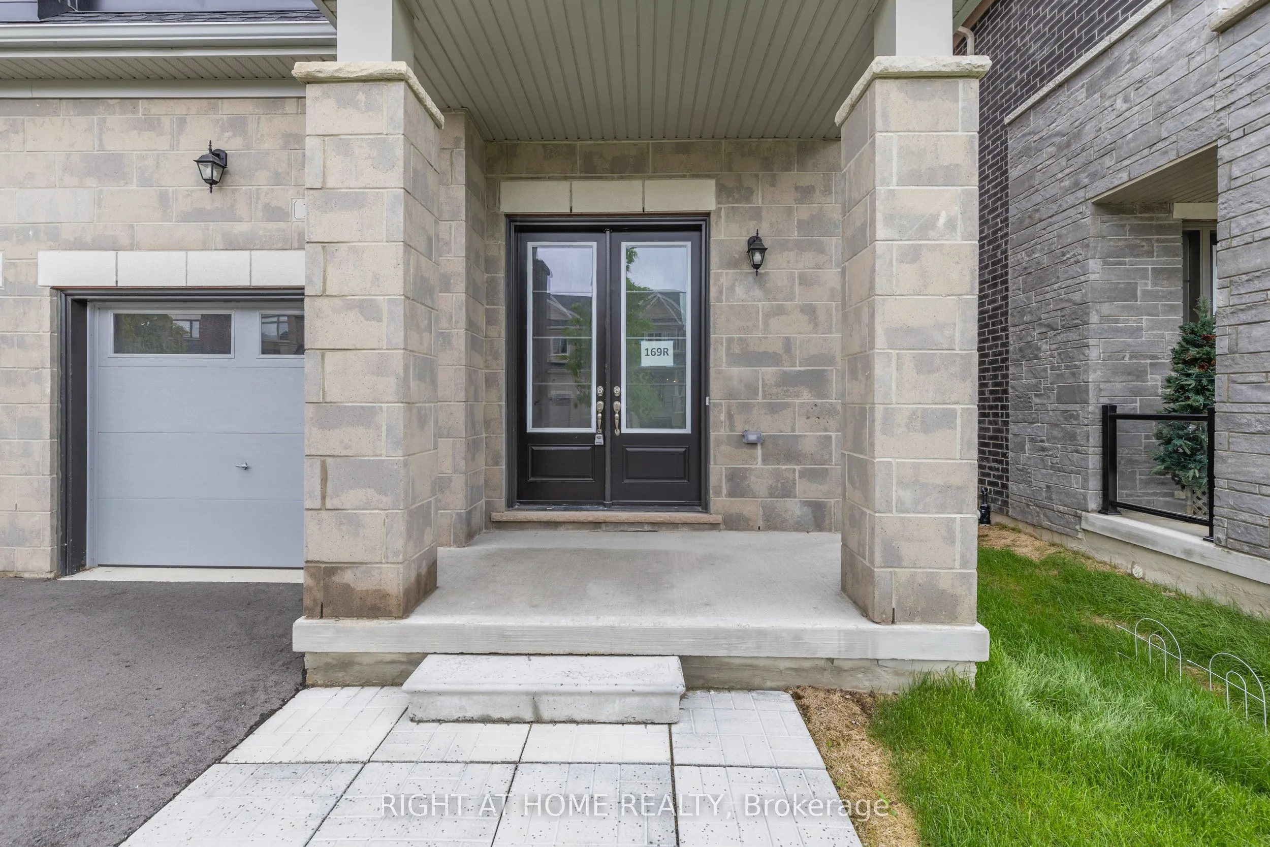 12 Sassafras Road