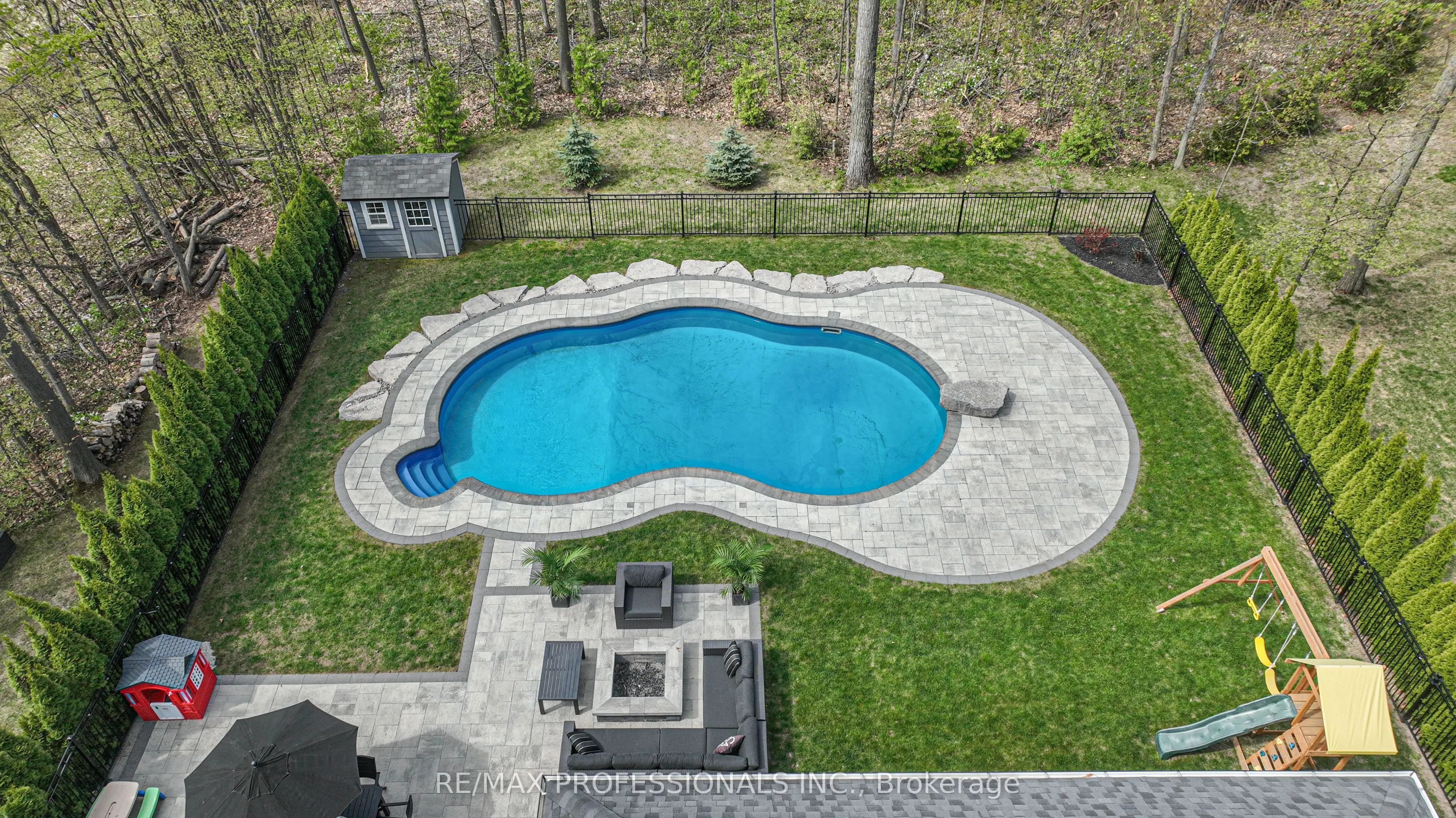 21 Boothby Crescent