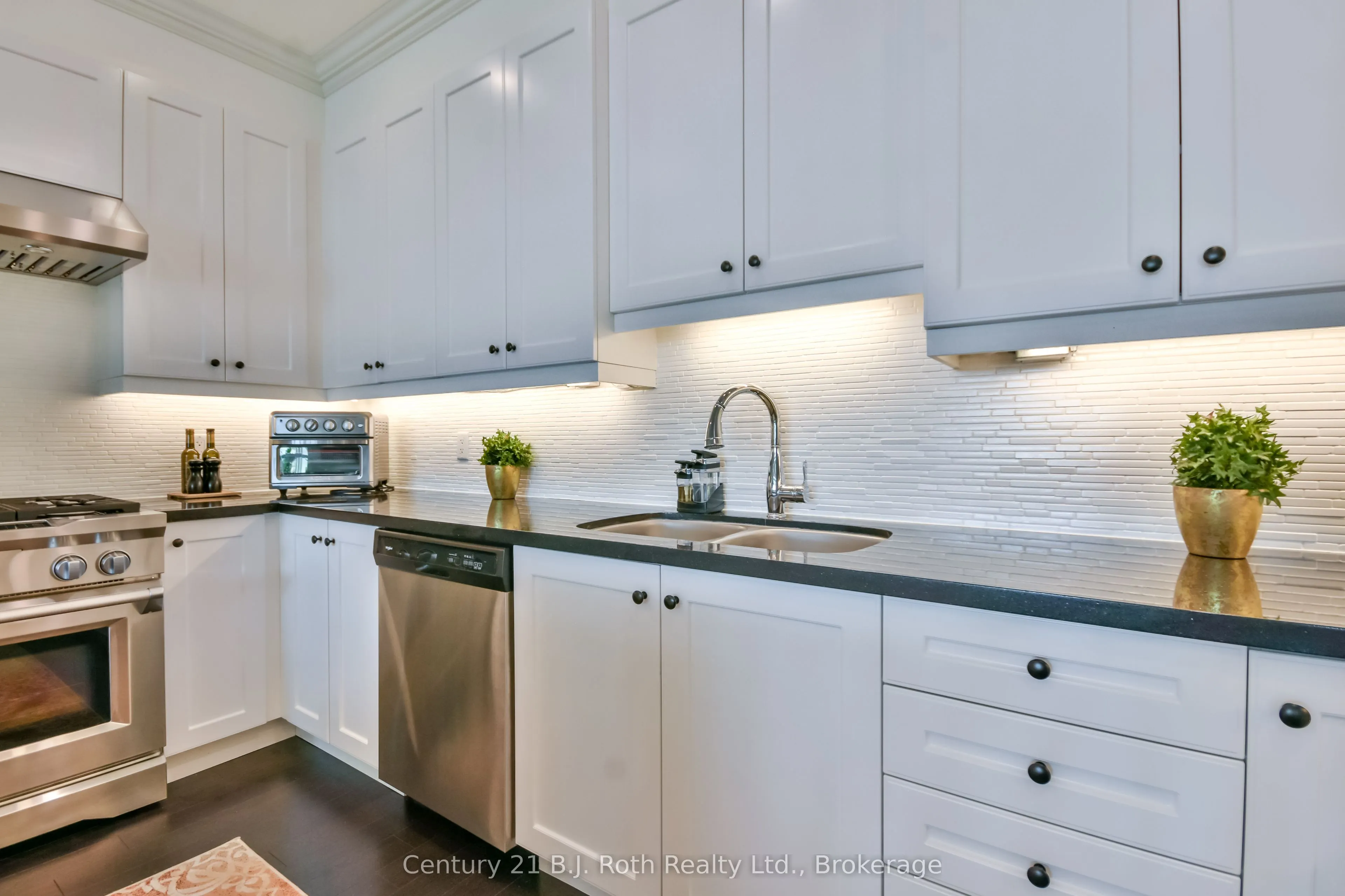 90 Orchard Point Road, #LS04