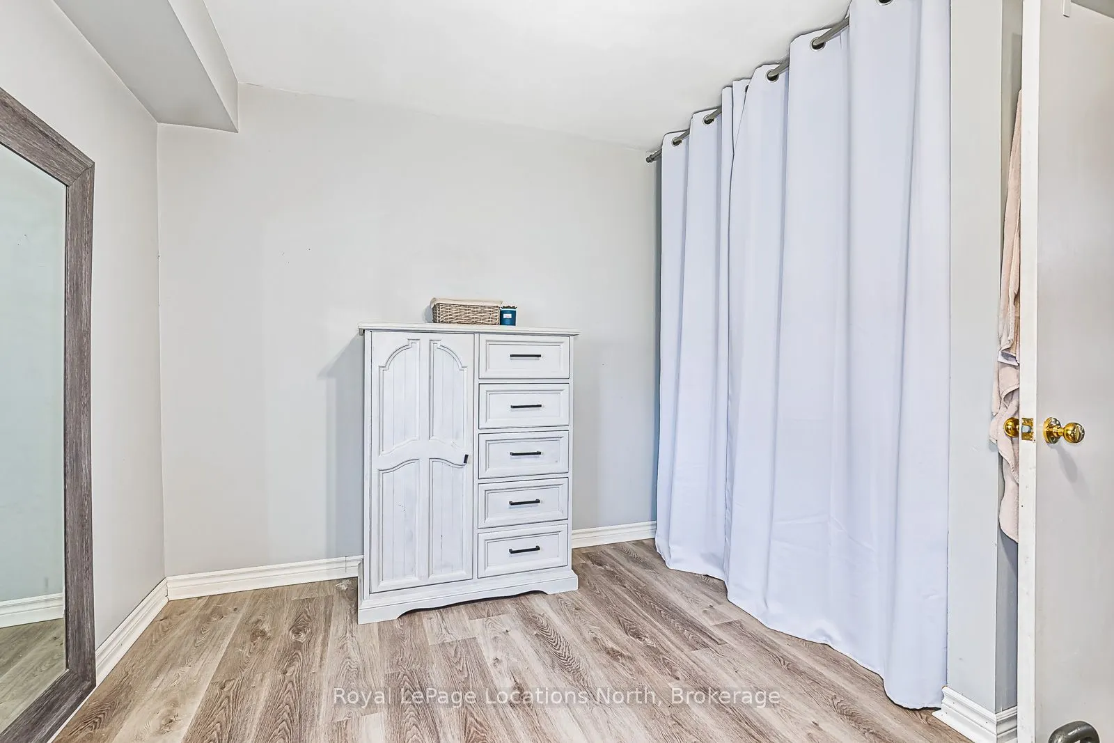 592 Tenth Street, #592-32
