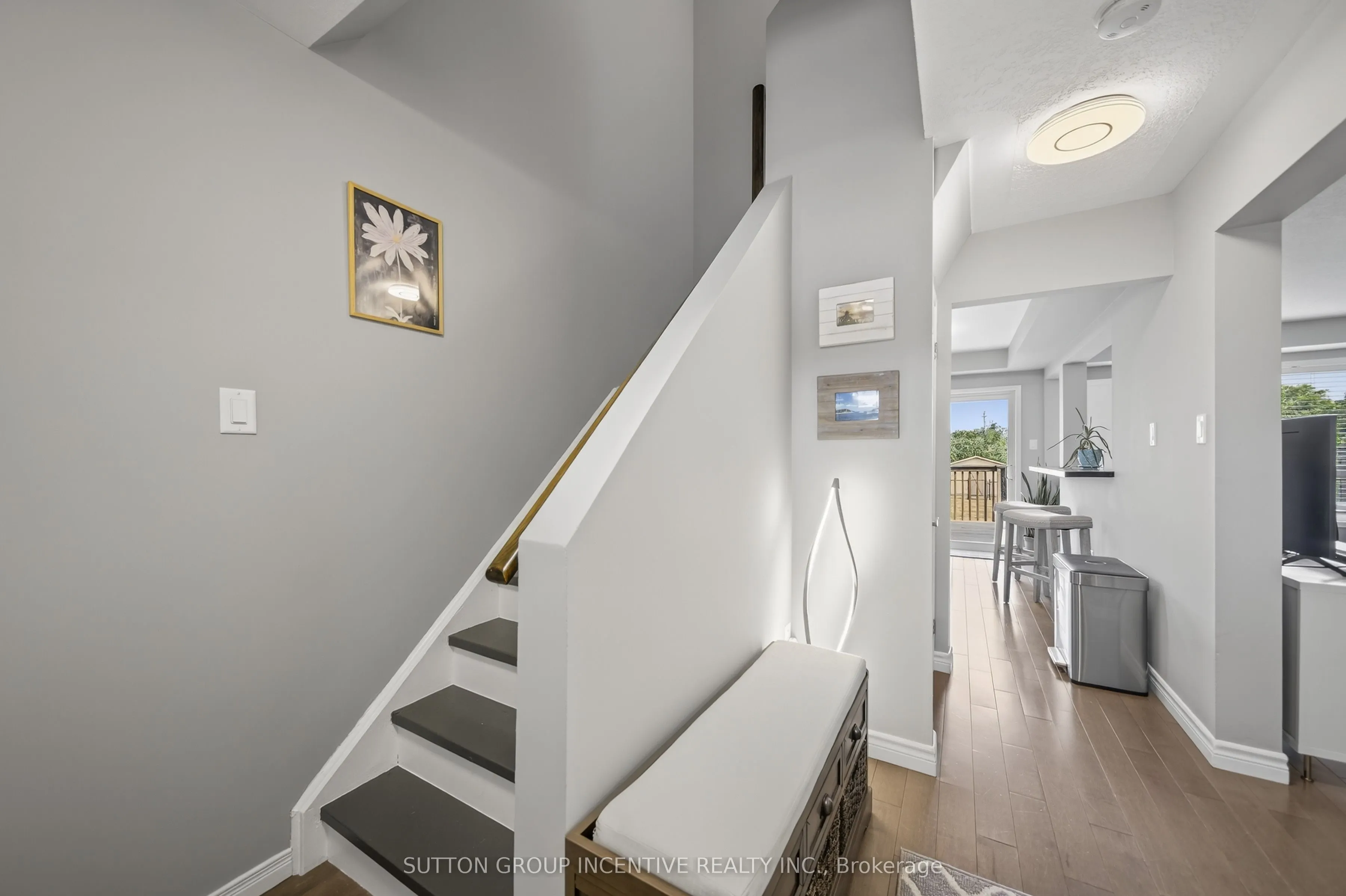 9 Sunset Place