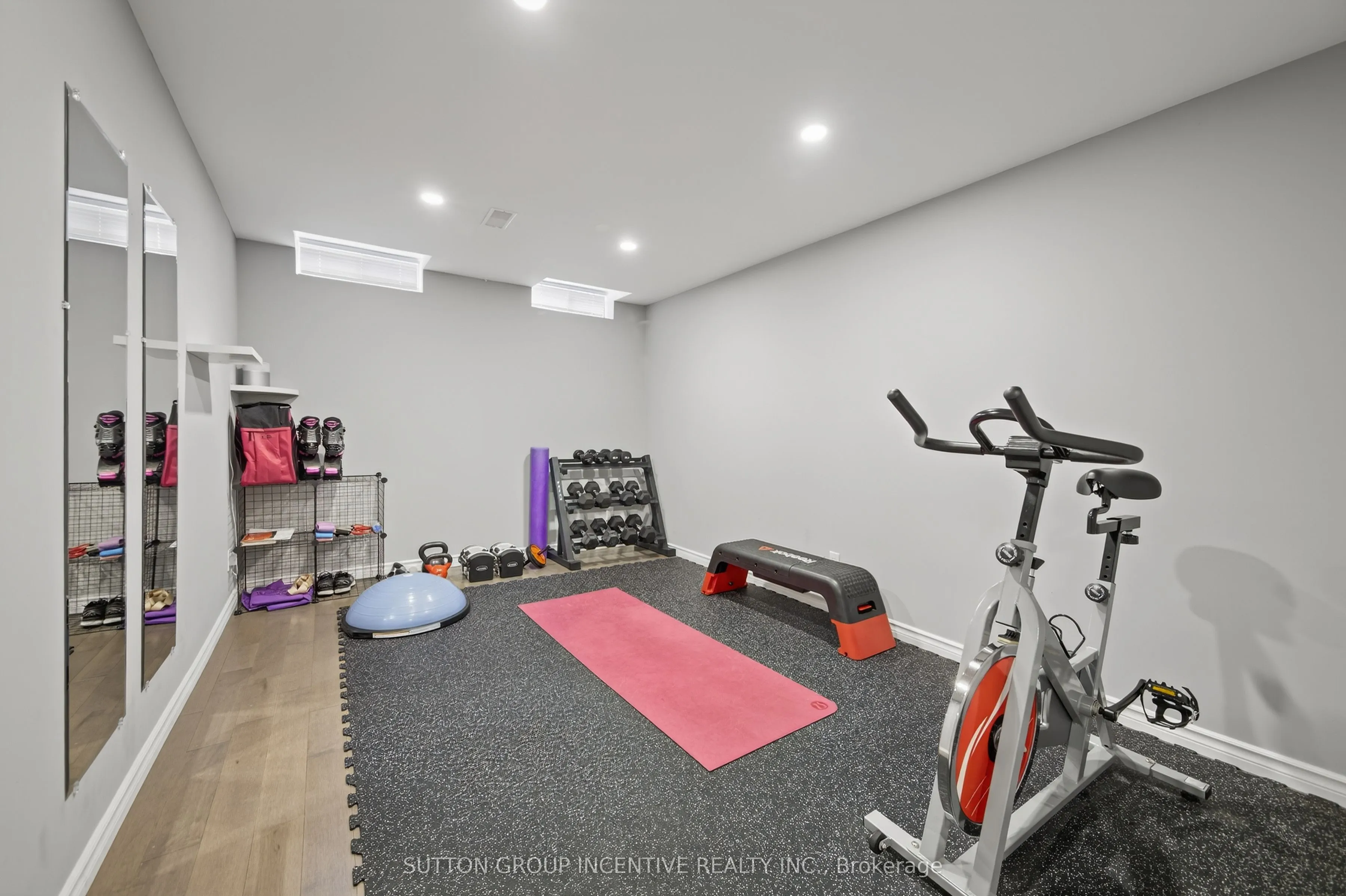 9 Sunset Place