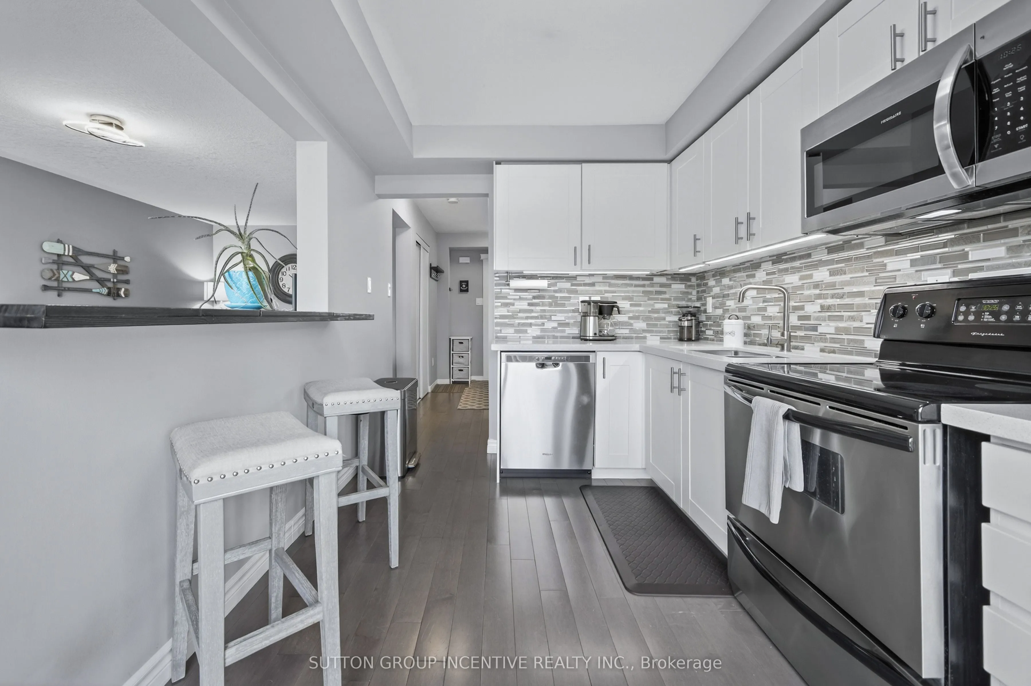 9 Sunset Place