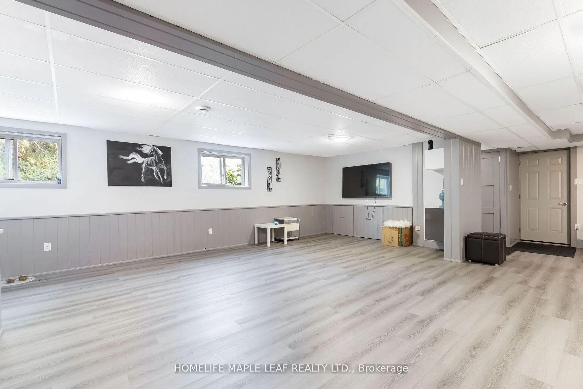 560 Concession 15 Road W