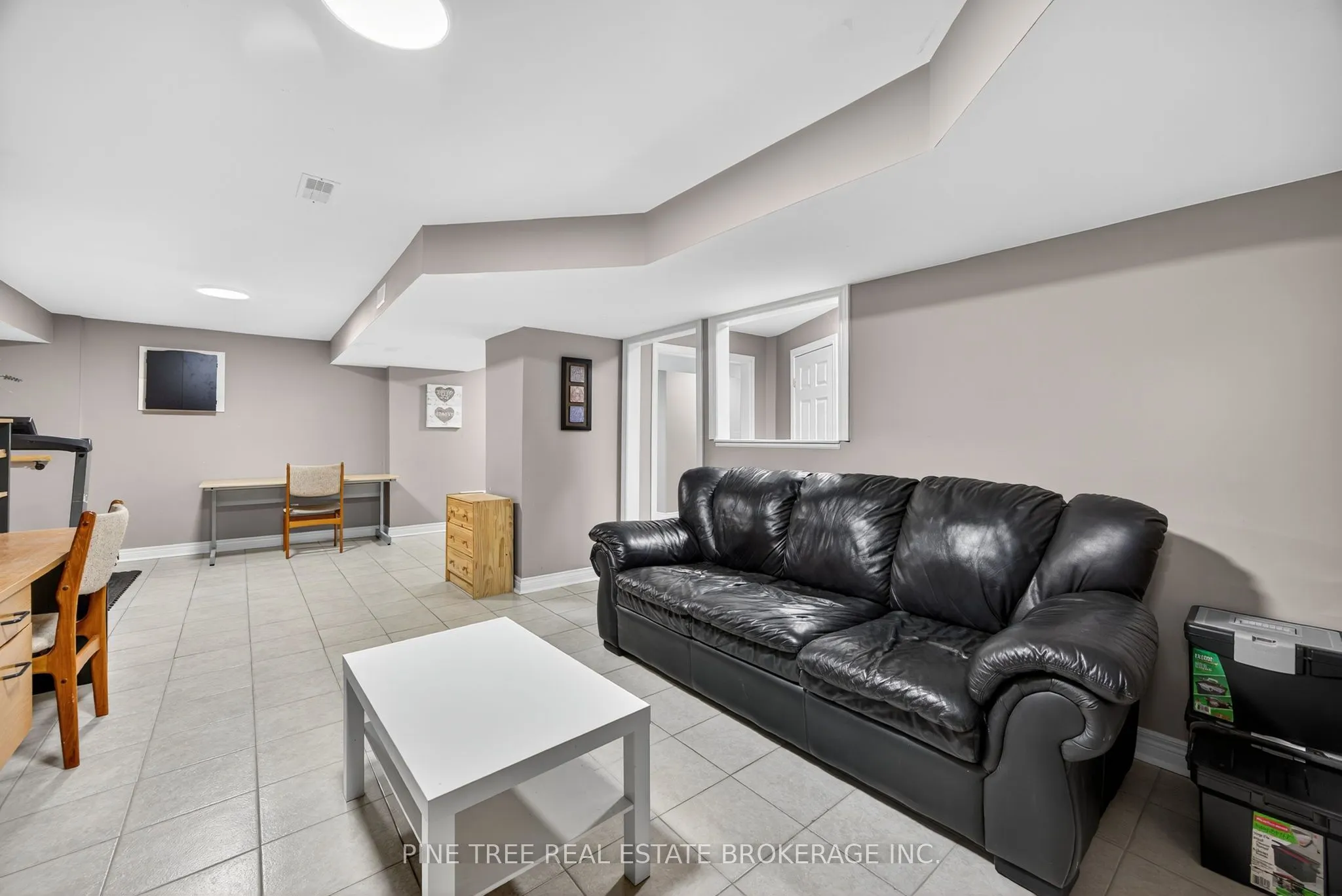 31 Connaught Lane