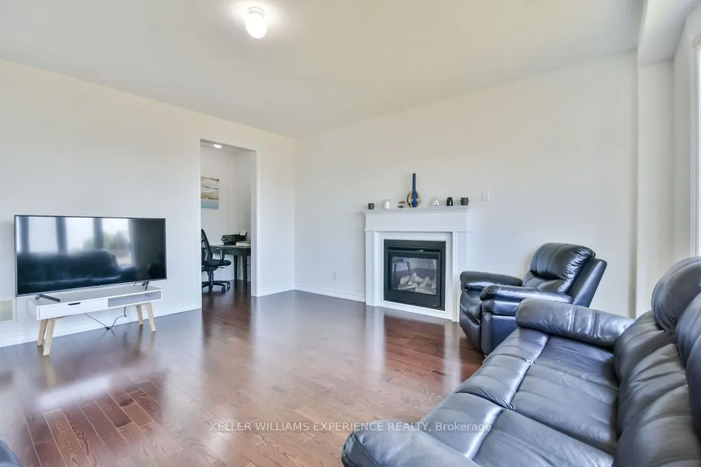 53 Rugman Crescent