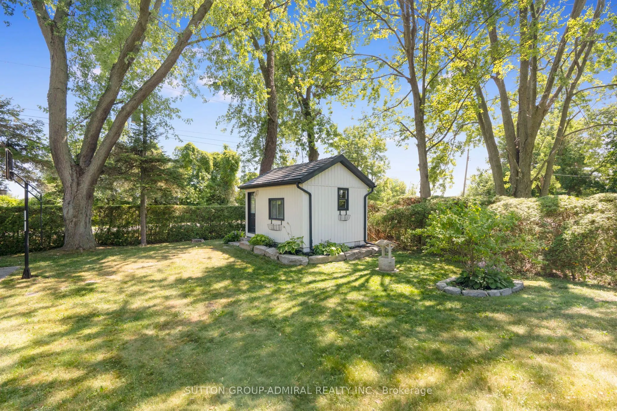 2232 Lakeshore Drive