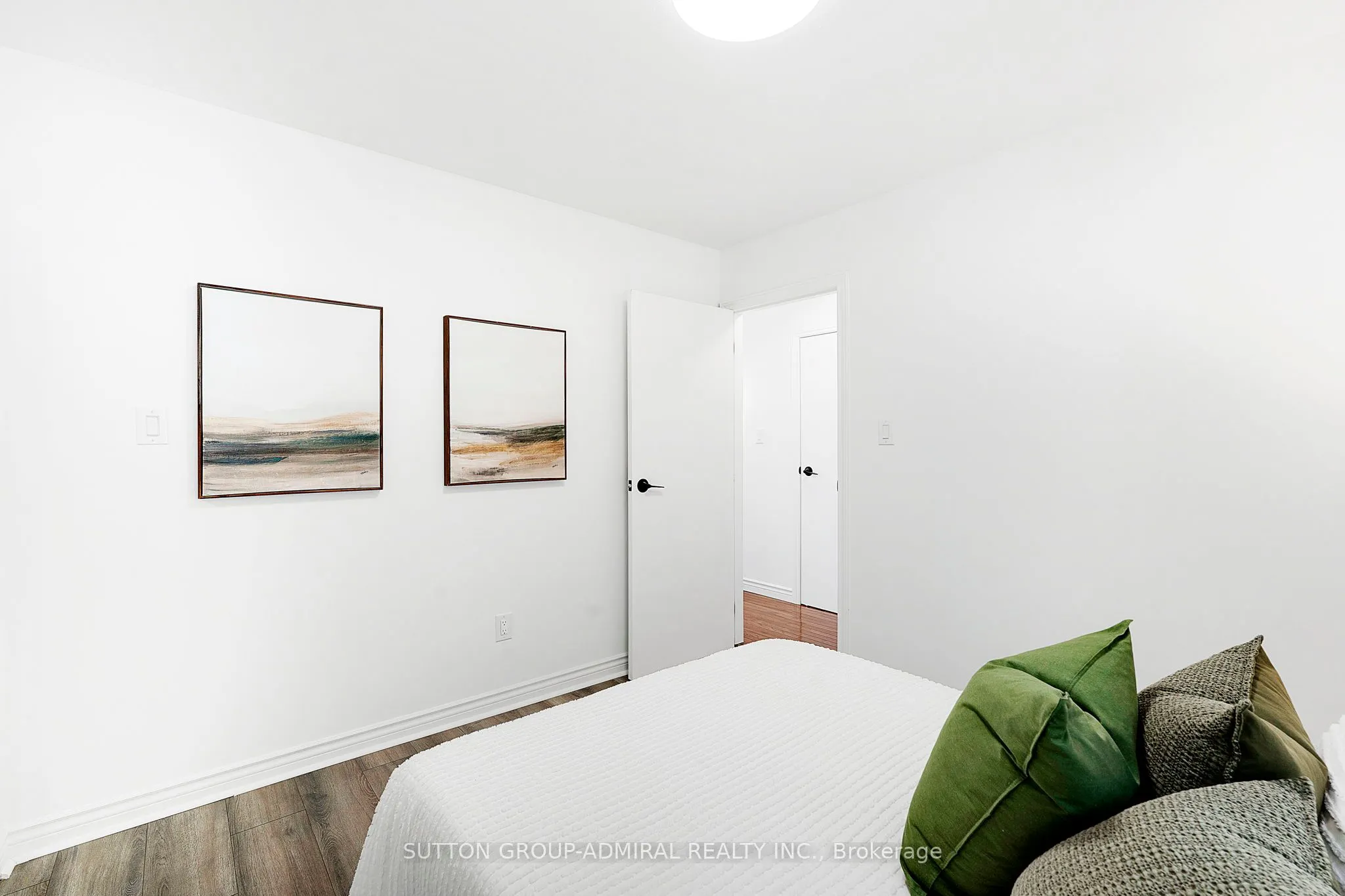 2232 Lakeshore Drive