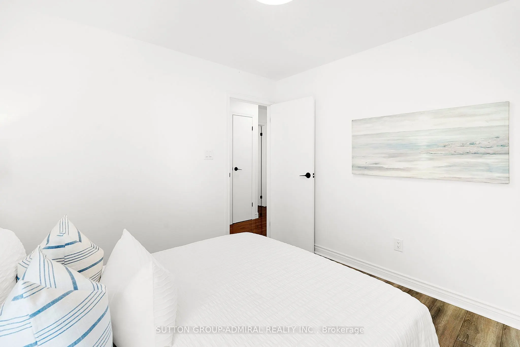 2232 Lakeshore Drive