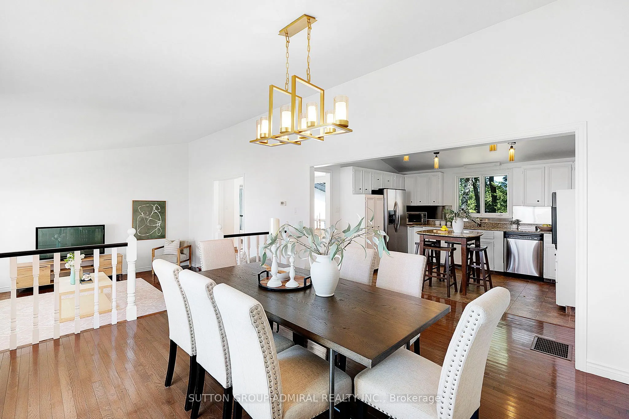 2232 Lakeshore Drive