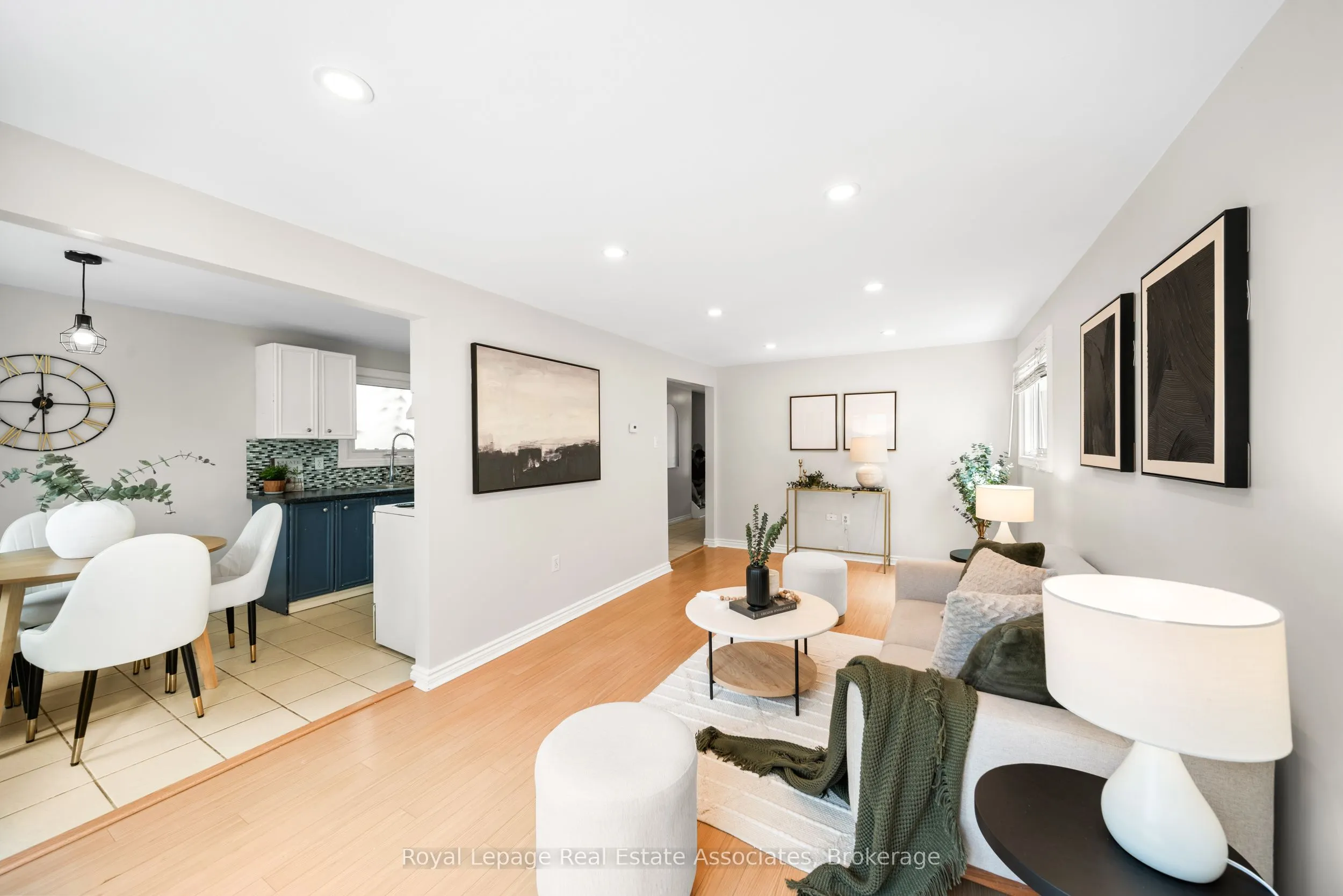 44 Hemingway Crescent