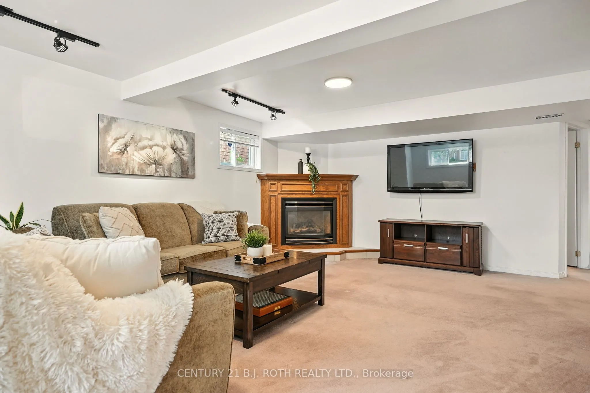 188 Mapleton Avenue