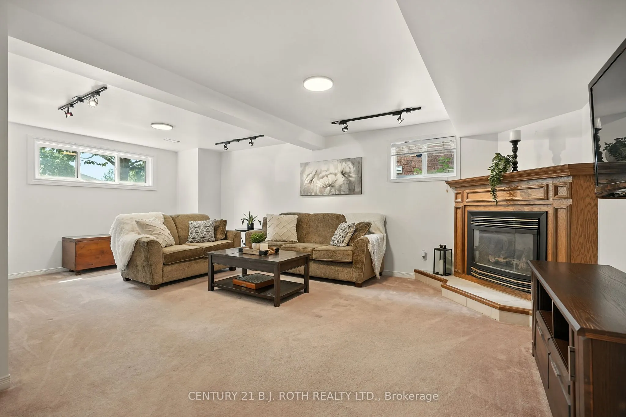 188 Mapleton Avenue