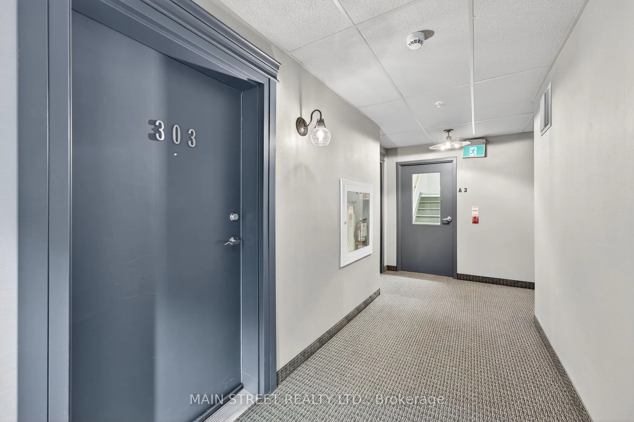 40 Ferndale Drive S, #303