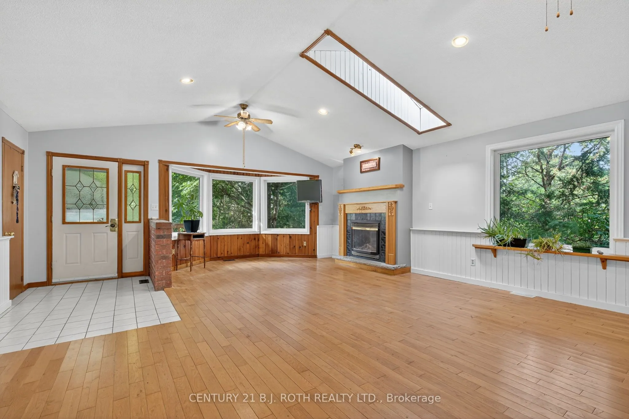 281 Harvie Road