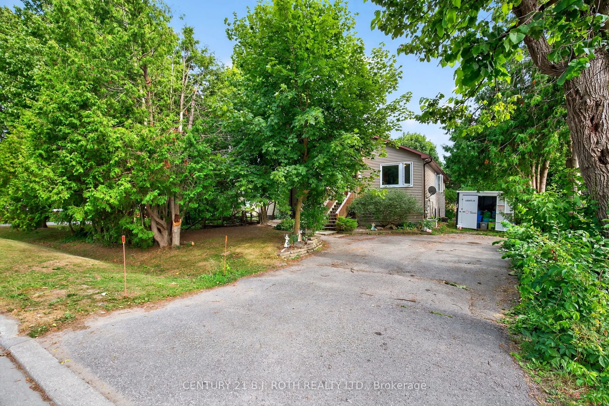 281 Harvie Road