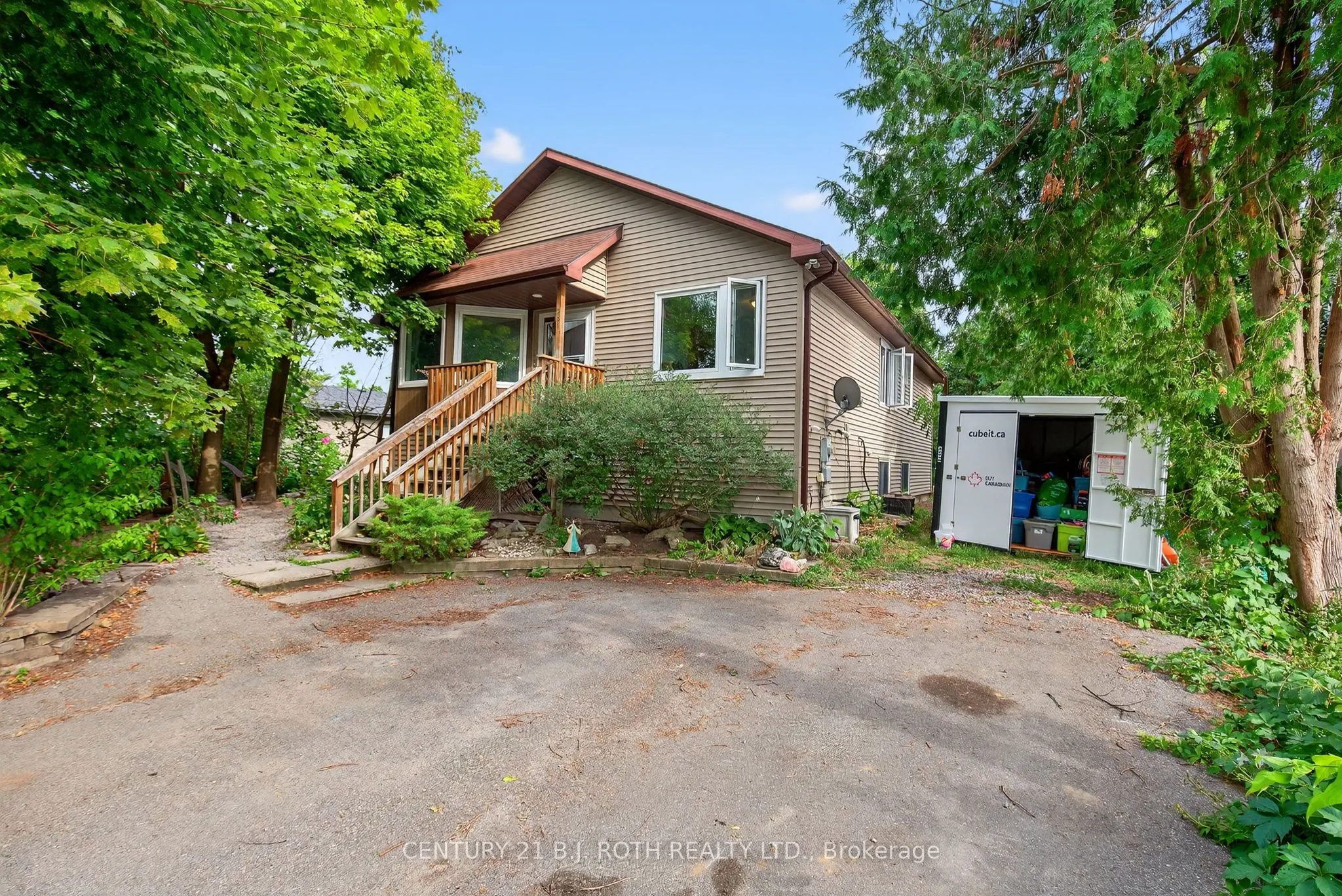 281 Harvie Road