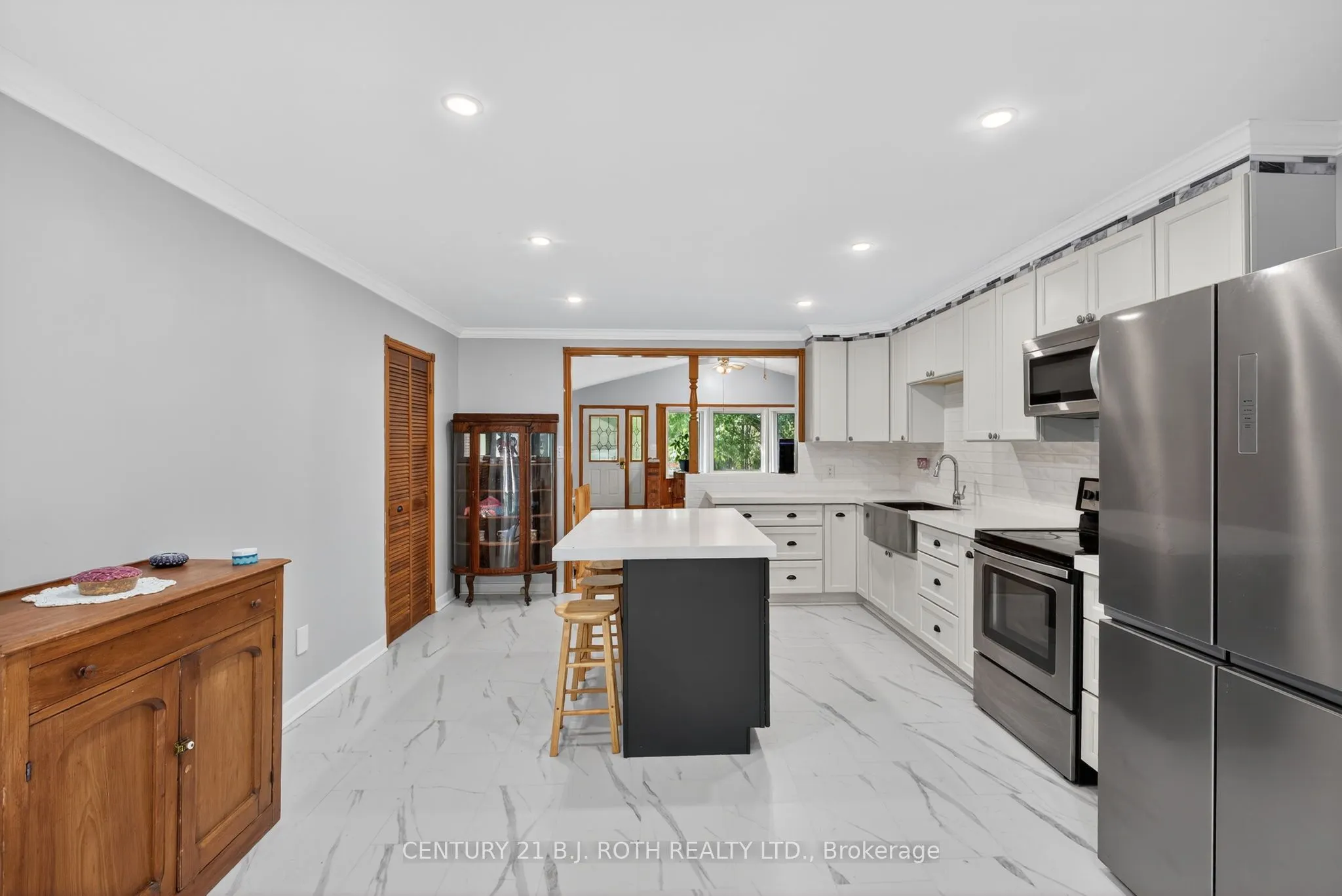 281 Harvie Road