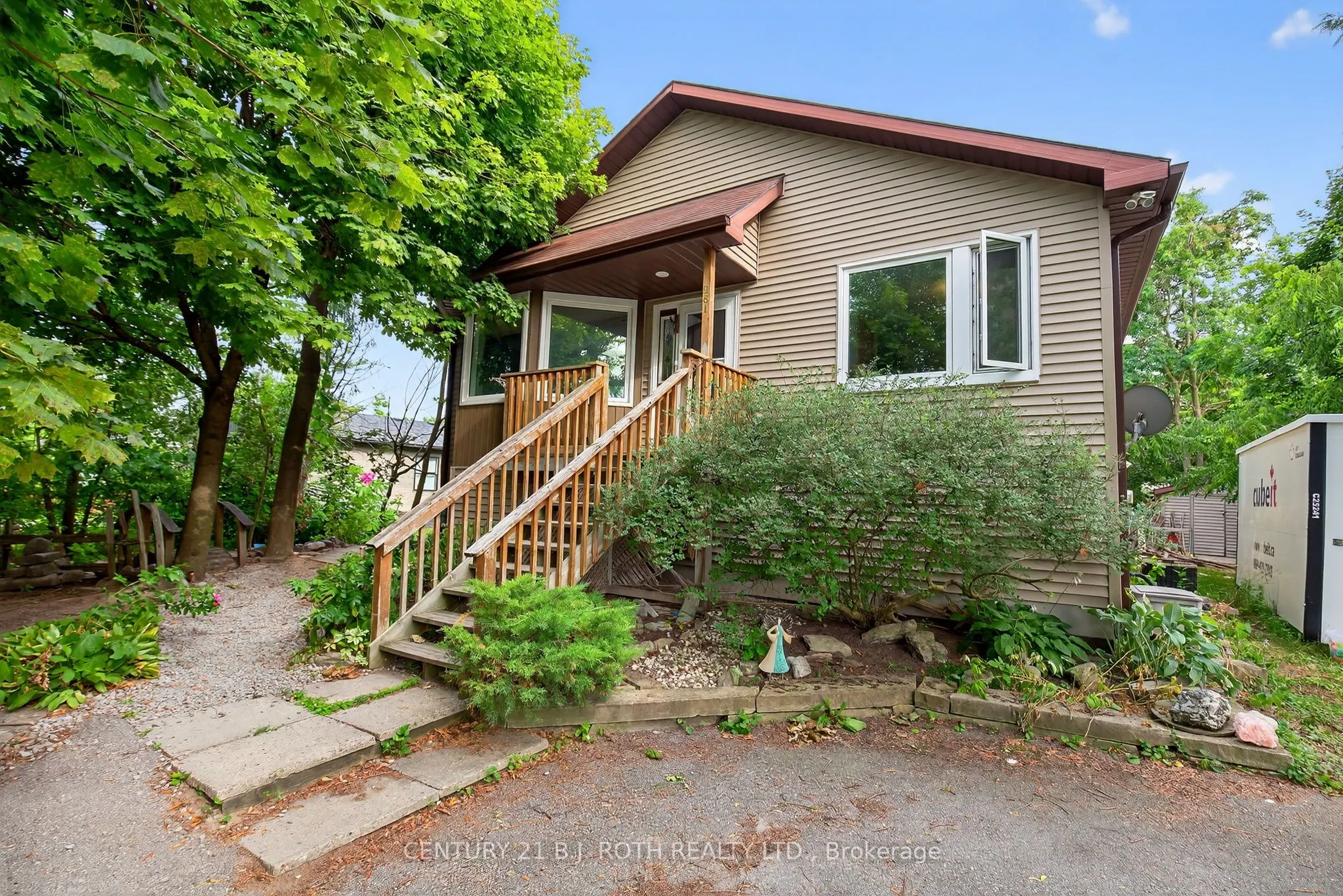 281 Harvie Road