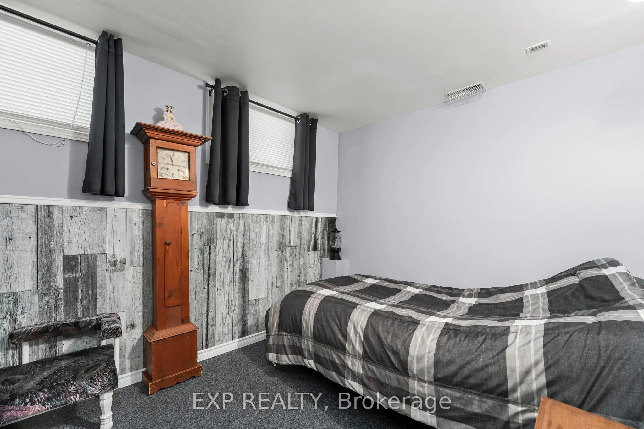5514 Highway 11 South, R R 1
