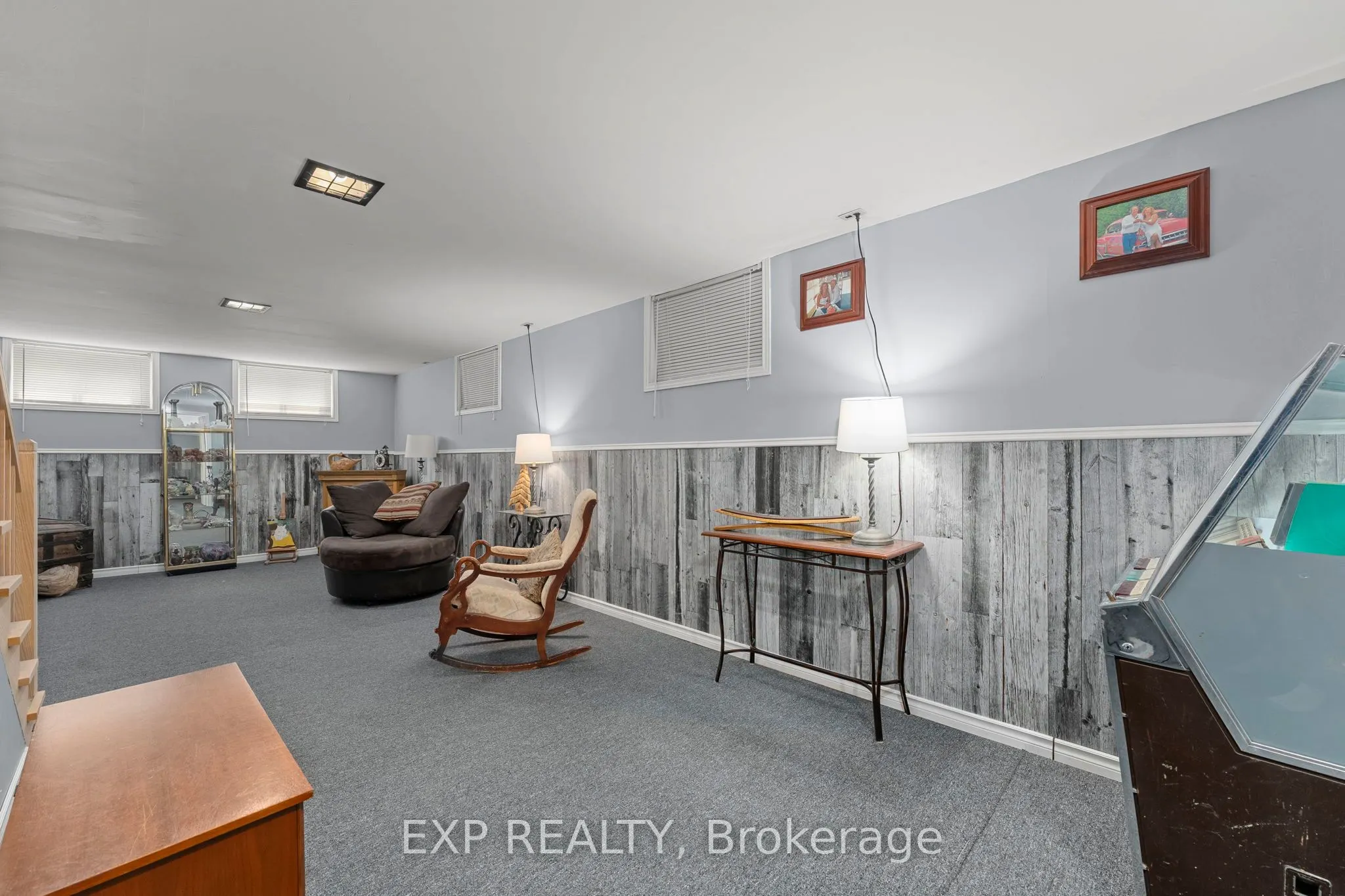 5514 Highway 11 South, R R 1
