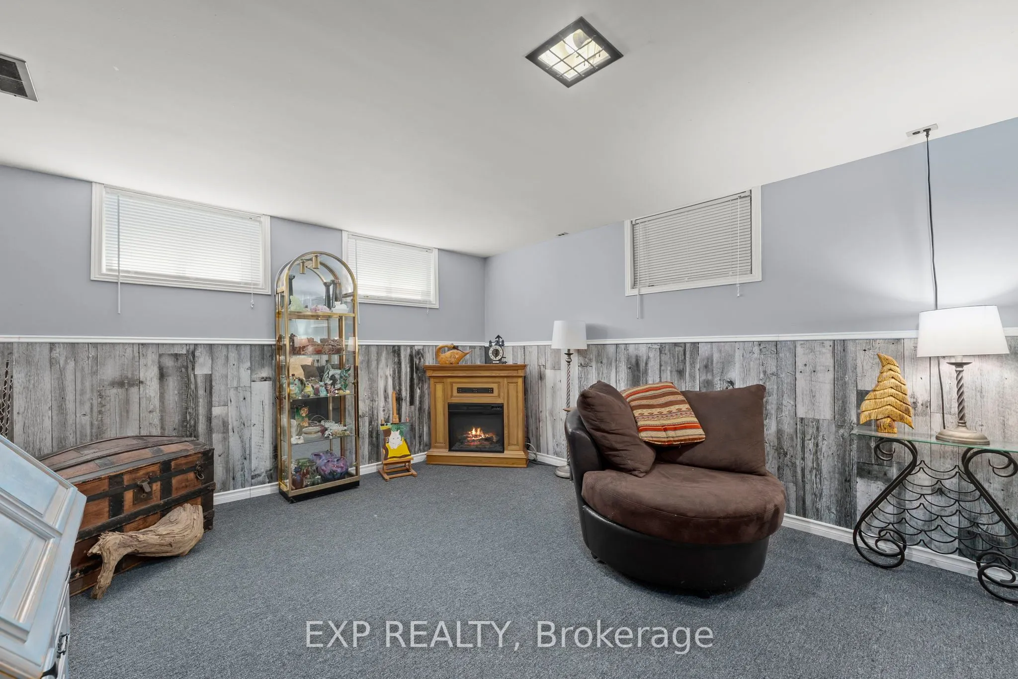 5514 Highway 11 South, R R 1