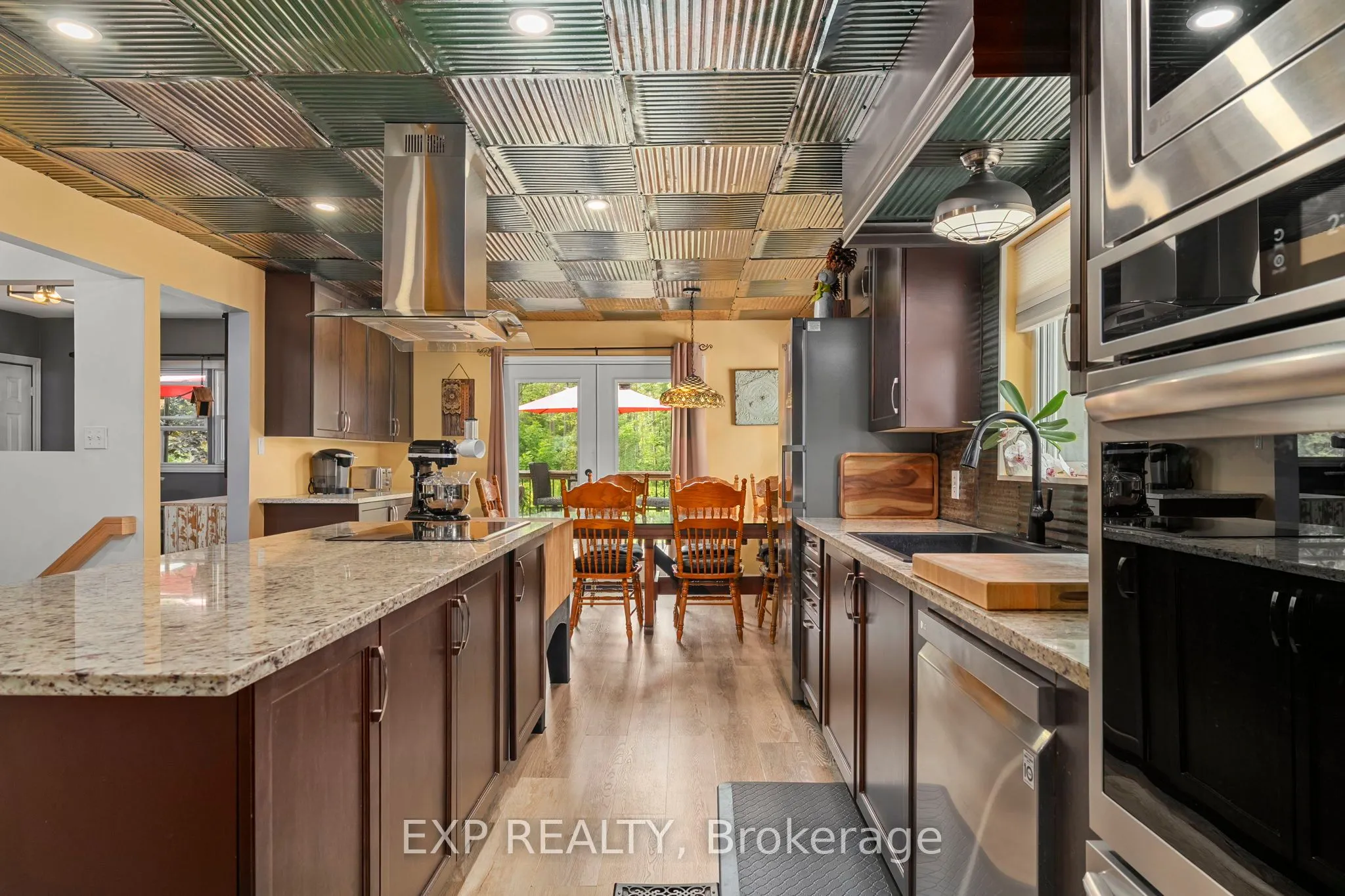 5514 Highway 11 South, R R 1