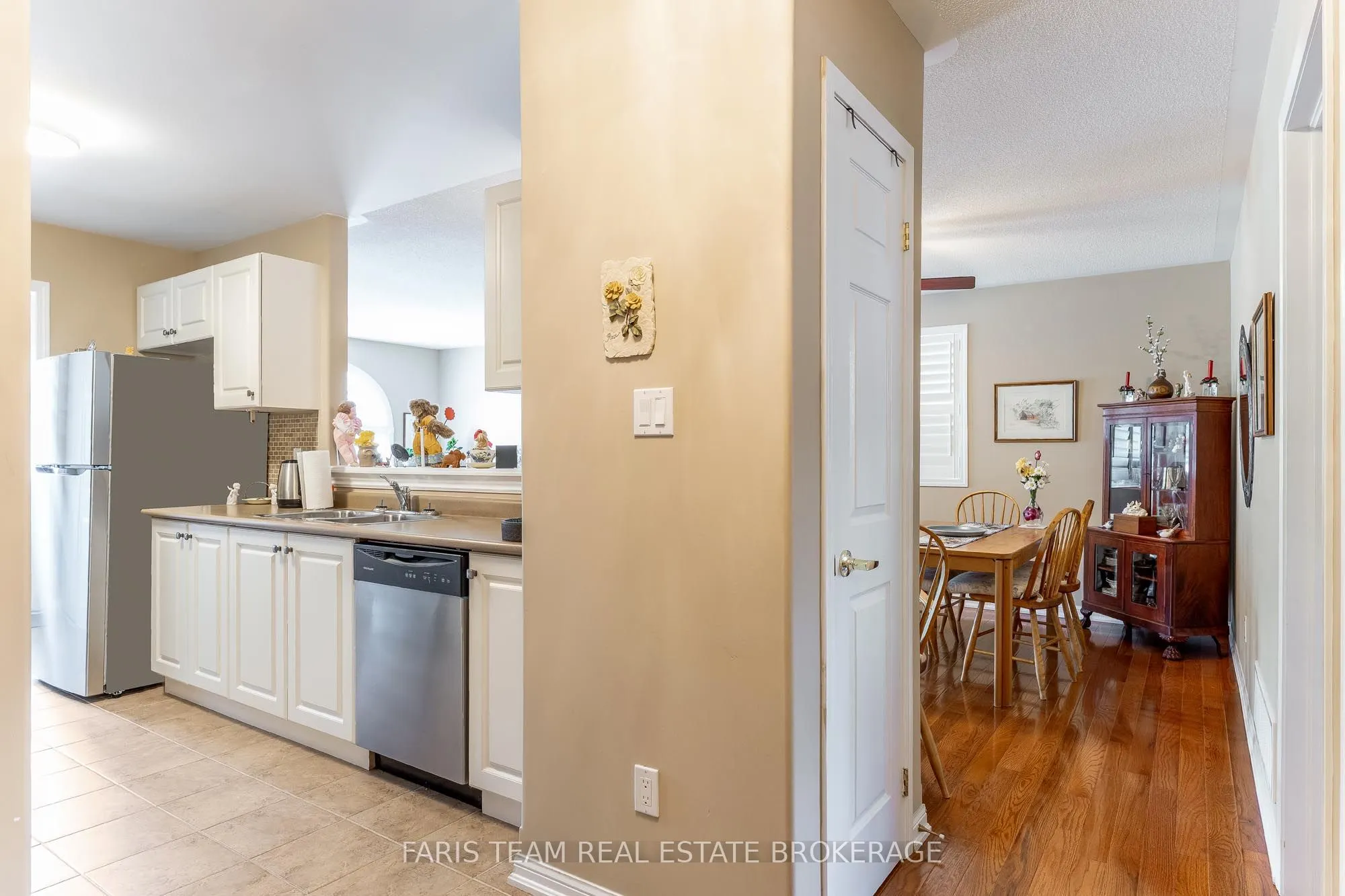318 Little Avenue, #18