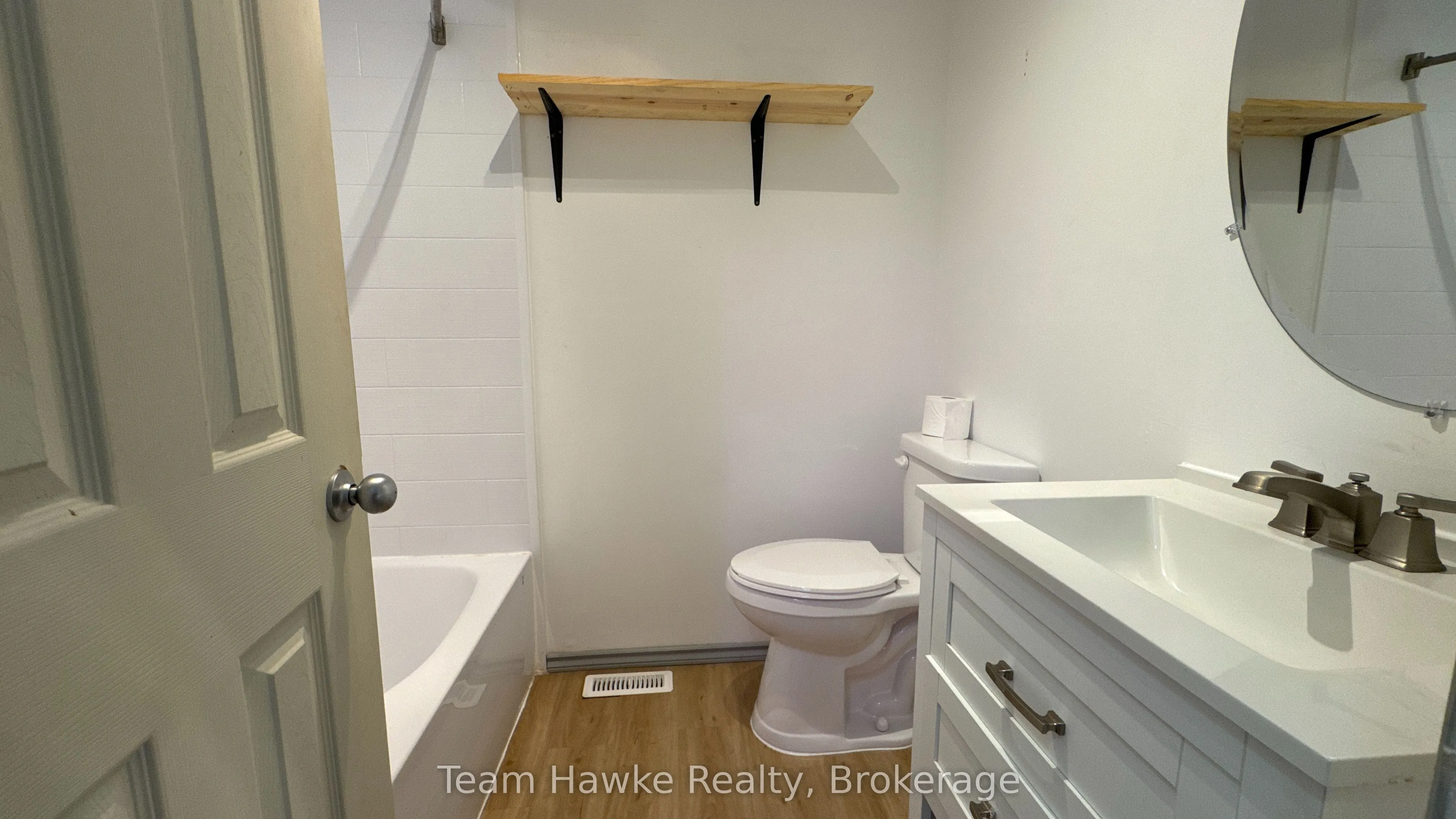 6 Beaumaur Drive