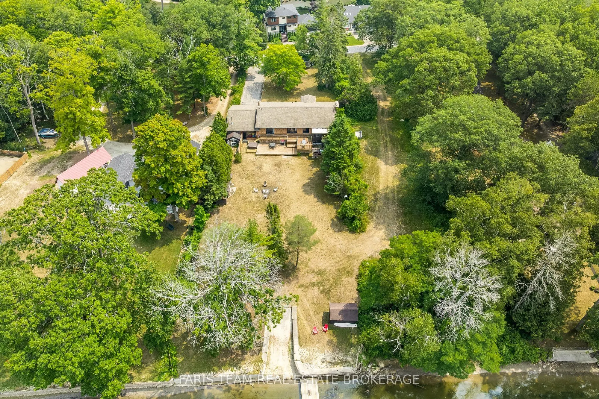 256 Knox Road E